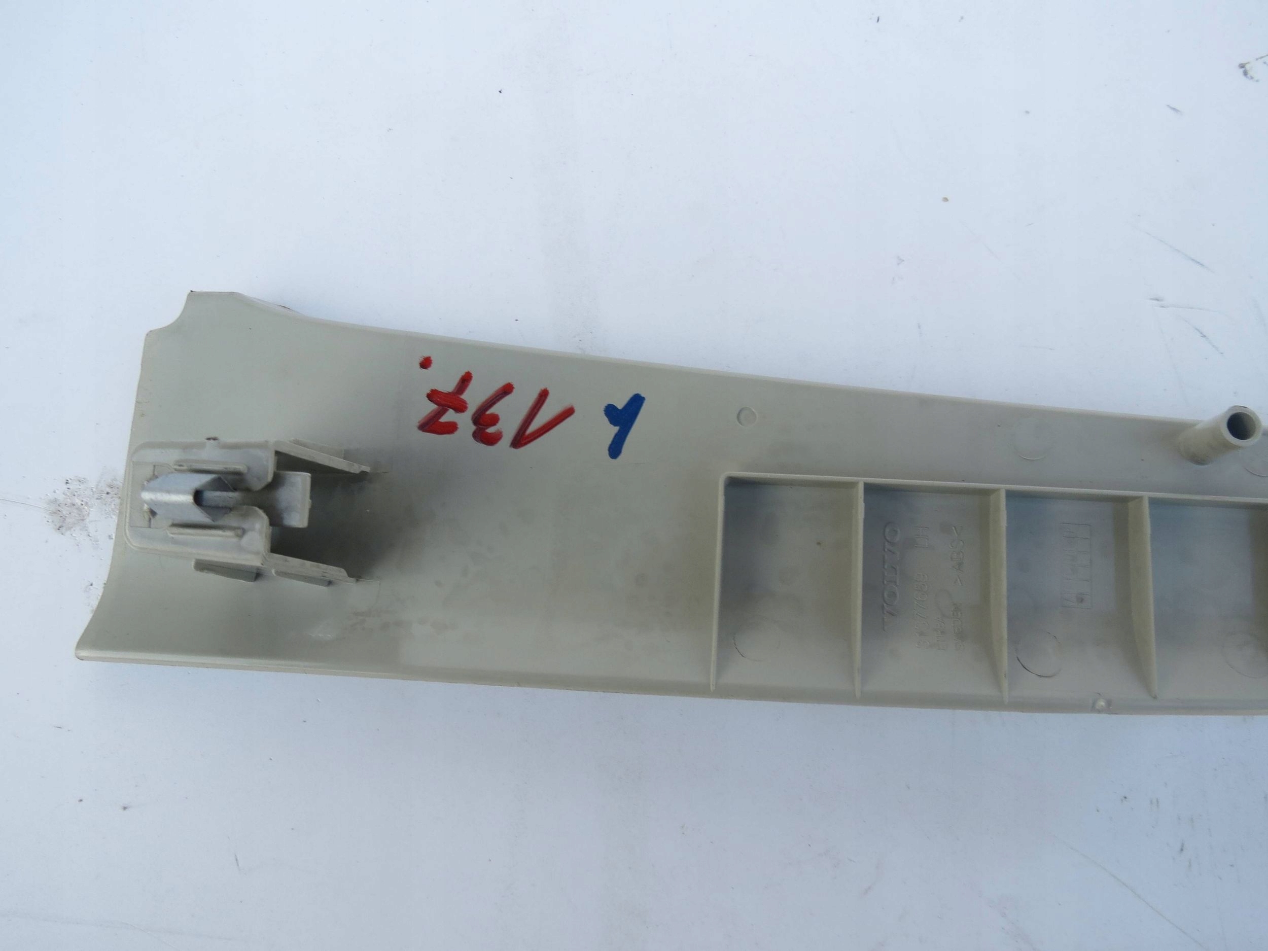 cover spoiler left VOLVO S90 V90 31377659