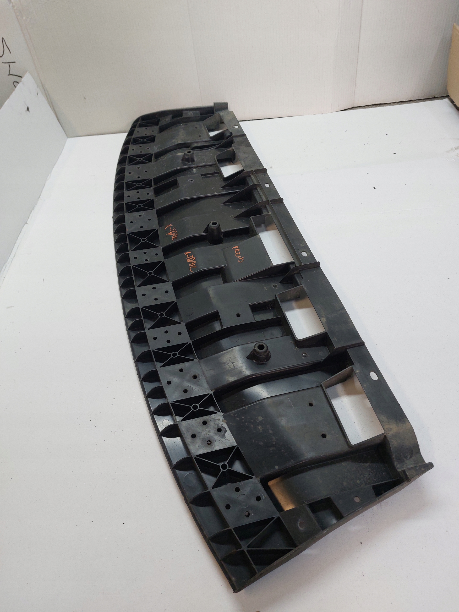 cover below bumper NISSAN X TRAIL T32