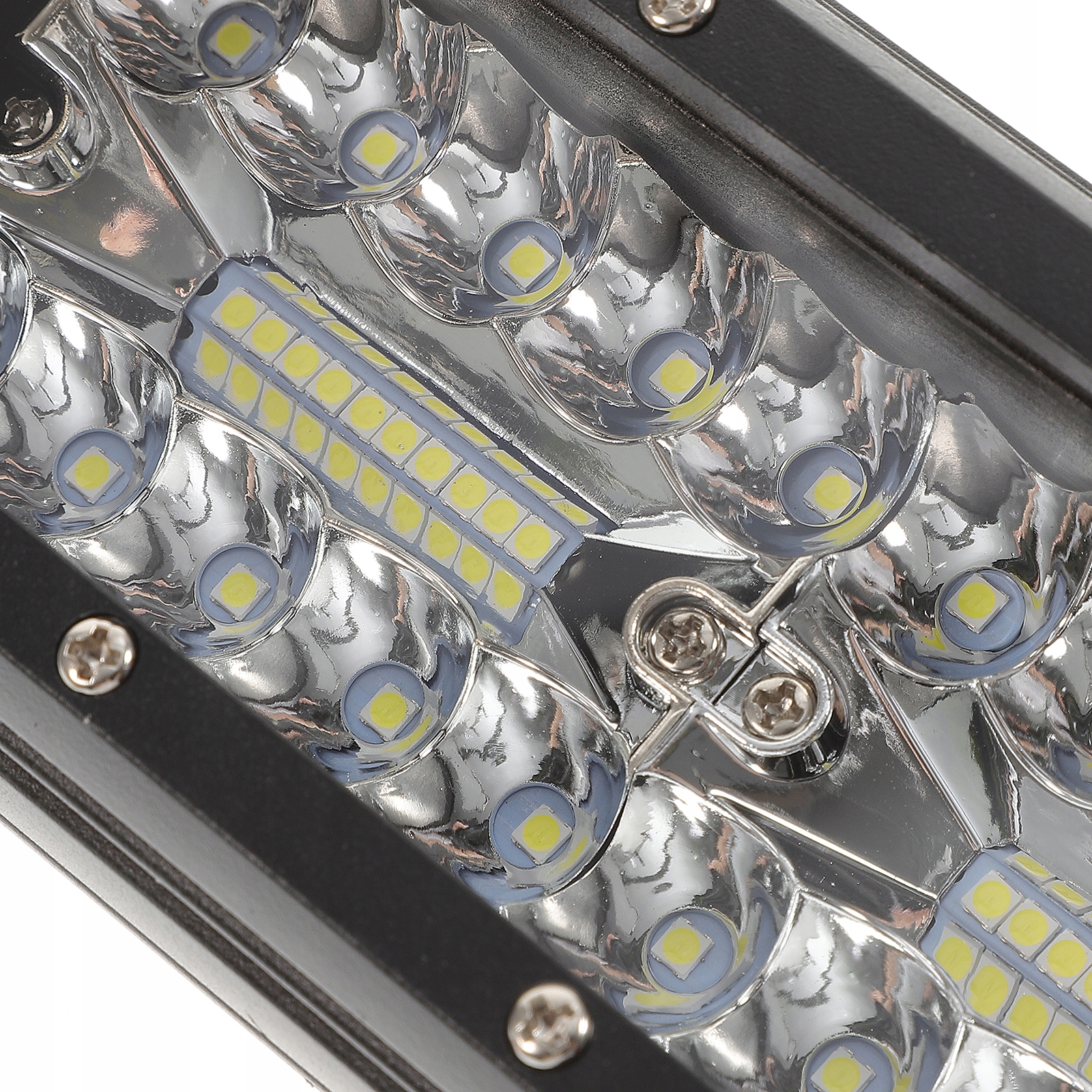 REFLEKTOR SAMOCHODOWY REFLEKTOR DROGOWY LED 7 CALI LLWL Numer katalogowy części 5250435598597624711