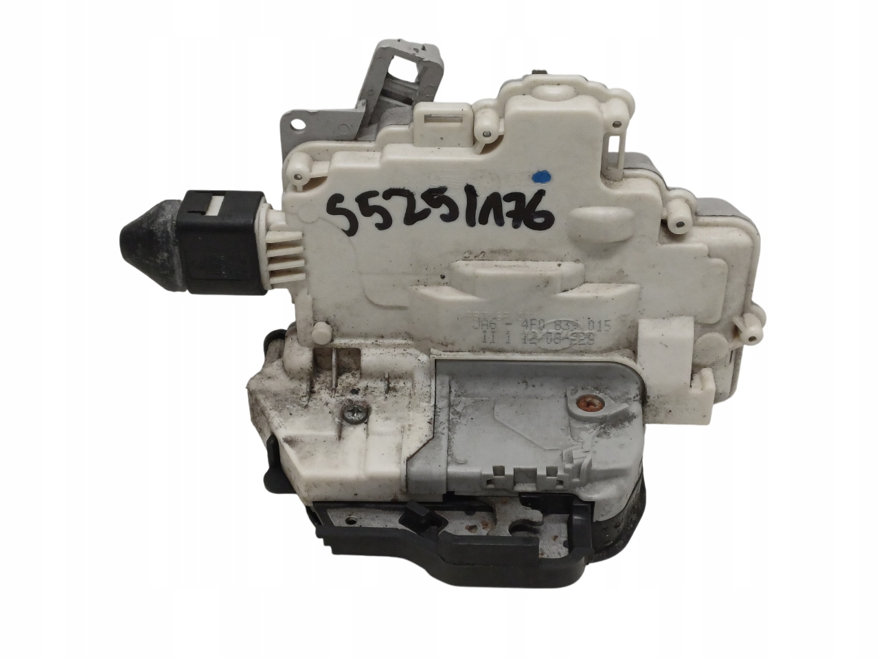 VW AUDI SEAT SKODA - ZAMEK DRZWI LEWY TYŁ 4F0839015