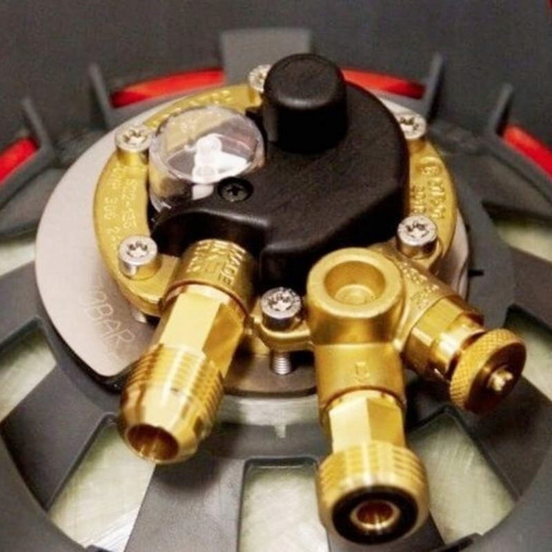 BUTLA GAZOWA KOMPOZYTOWA Z WIELOZAWOREM 24,4 L Stan opakowania oryginalne