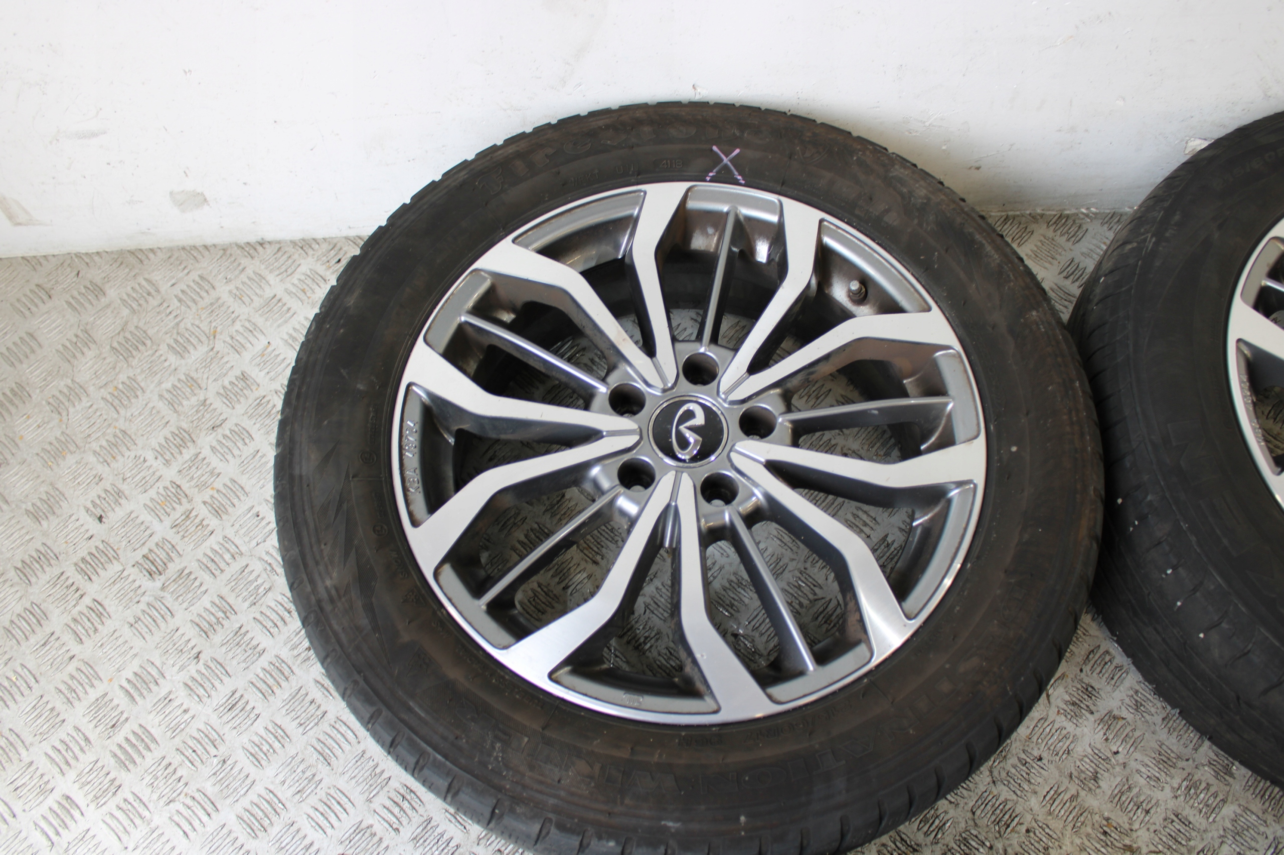wheels discs disc INFINITI Q30 215/60 R17