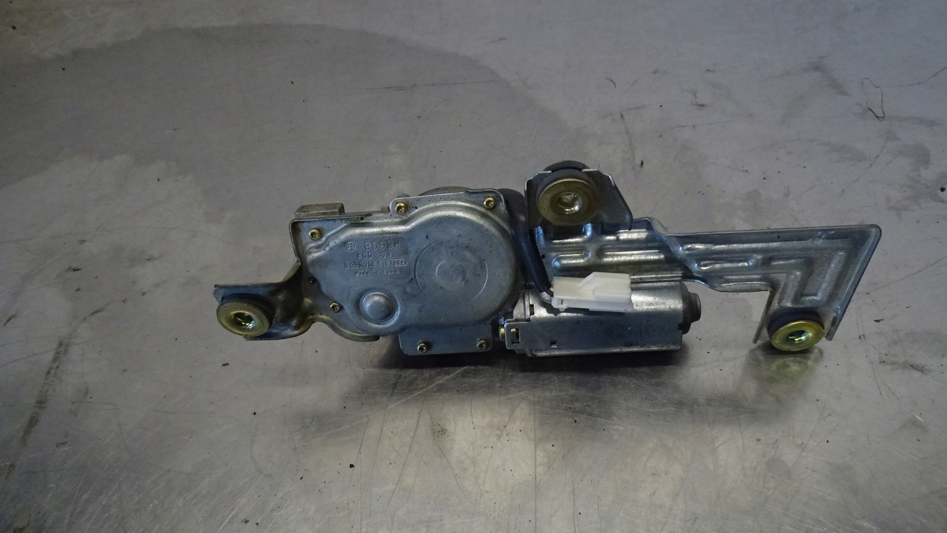 SILNICZEK WYCIERACZKI TYLNEJ MITSHUBISHI PAJERO PININ 2.0GDI Numer katalogowy części 0390206518