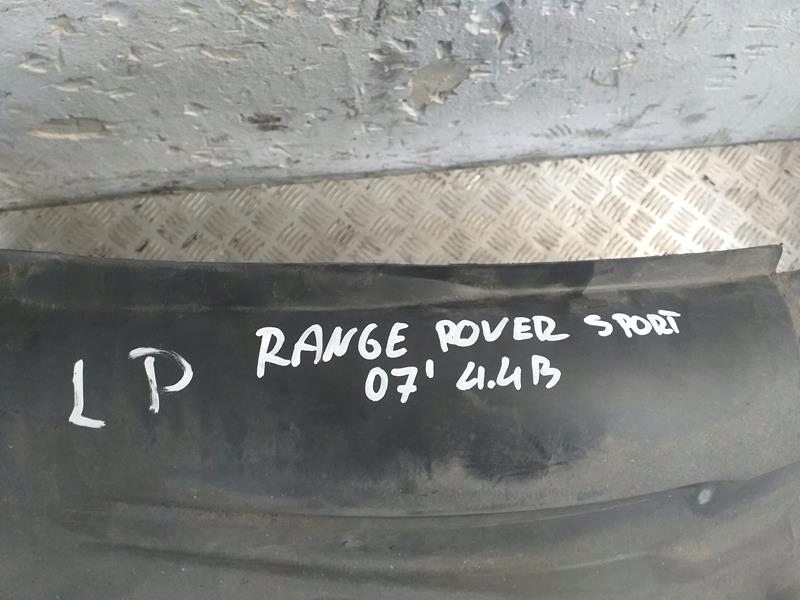 подкрылки передний левый Range Rover Sport и