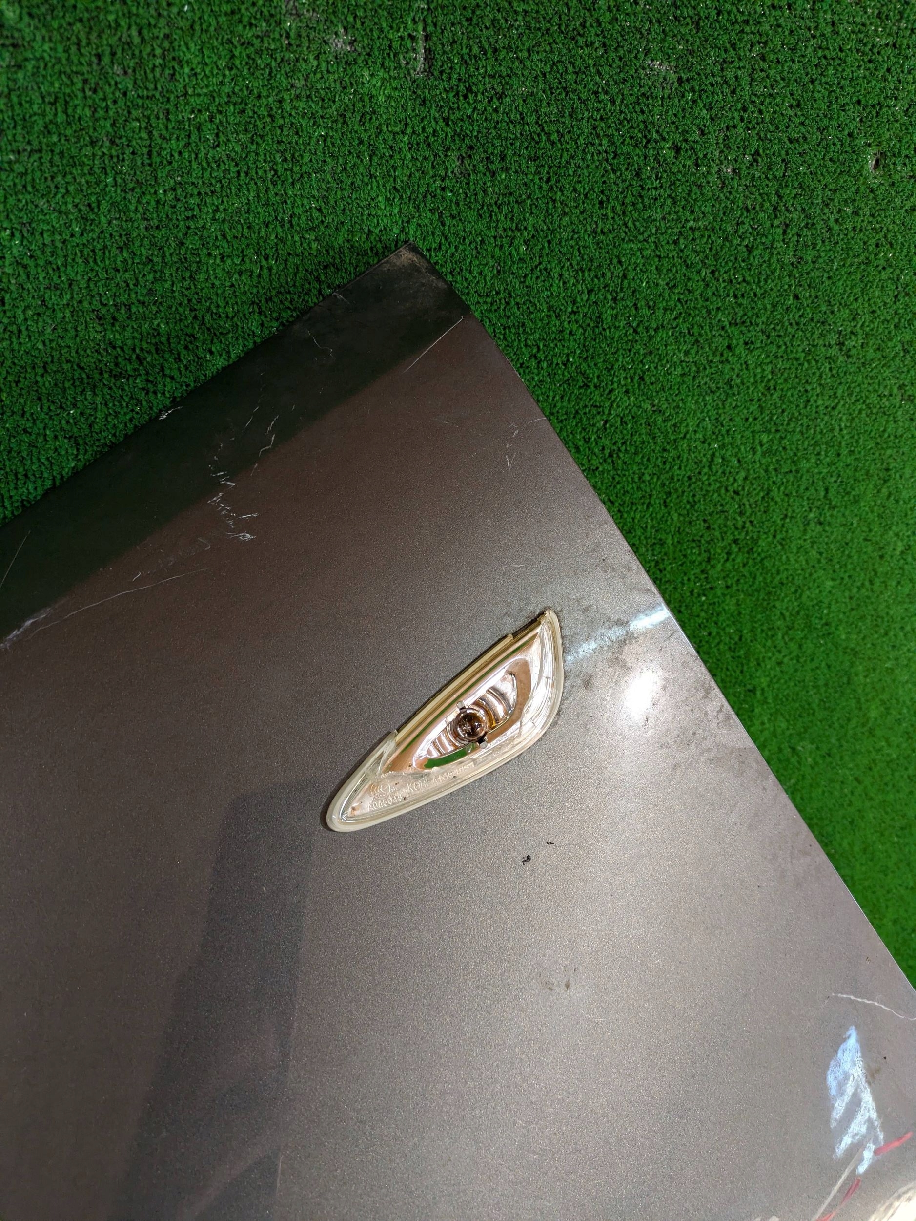 fender front left front KIA SPORTAGE III NR.228