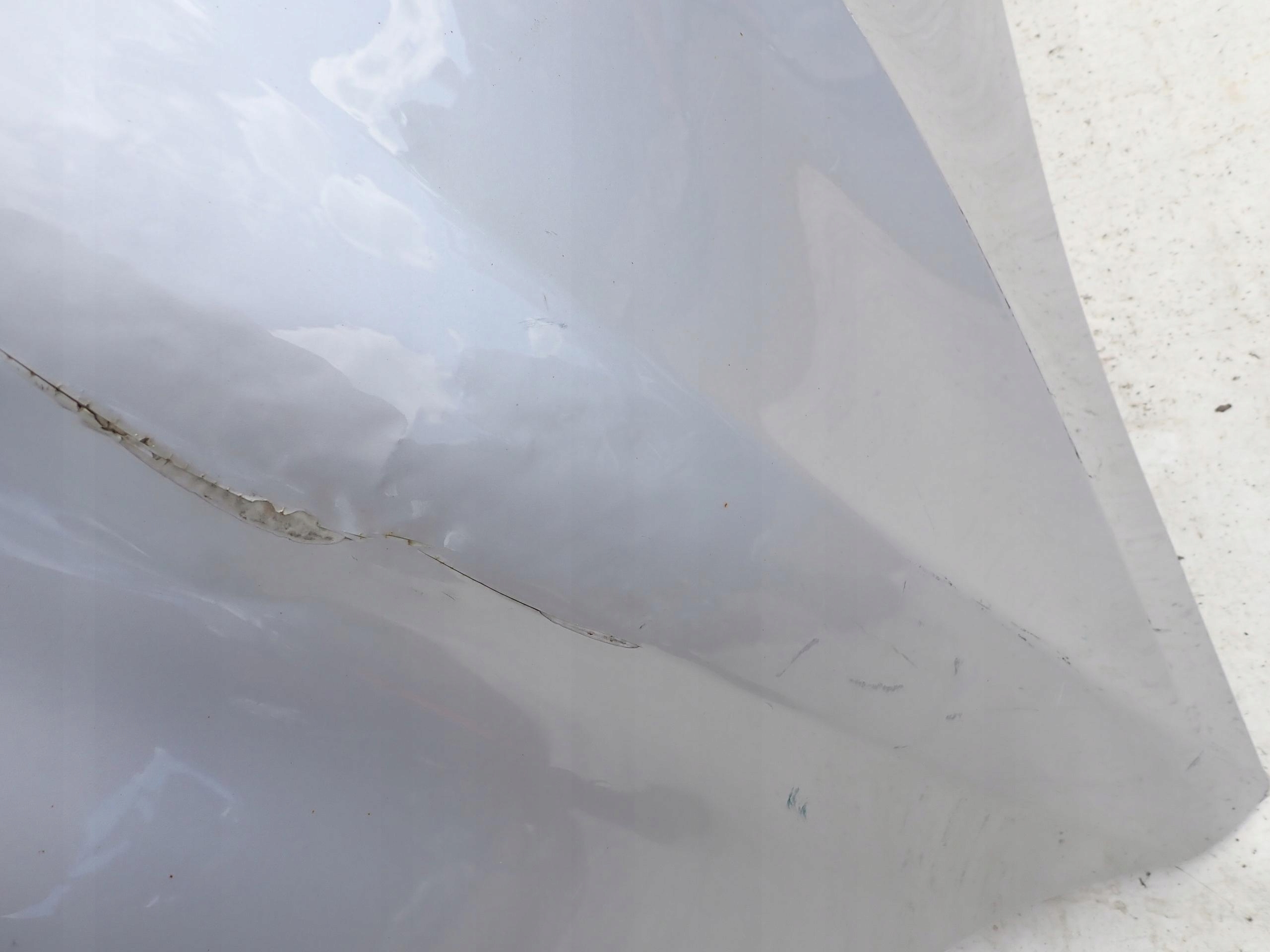 VOLVO V40 12-19 bonnet