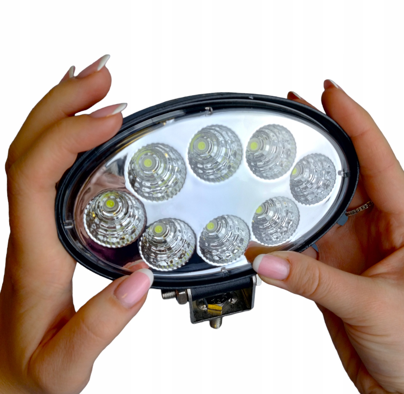 LAMPA LEDOWA ROBOCZA 8 LED OWALNA HALOGEN LEDOWY 12-24V CE ROZPRASZAJĄCA