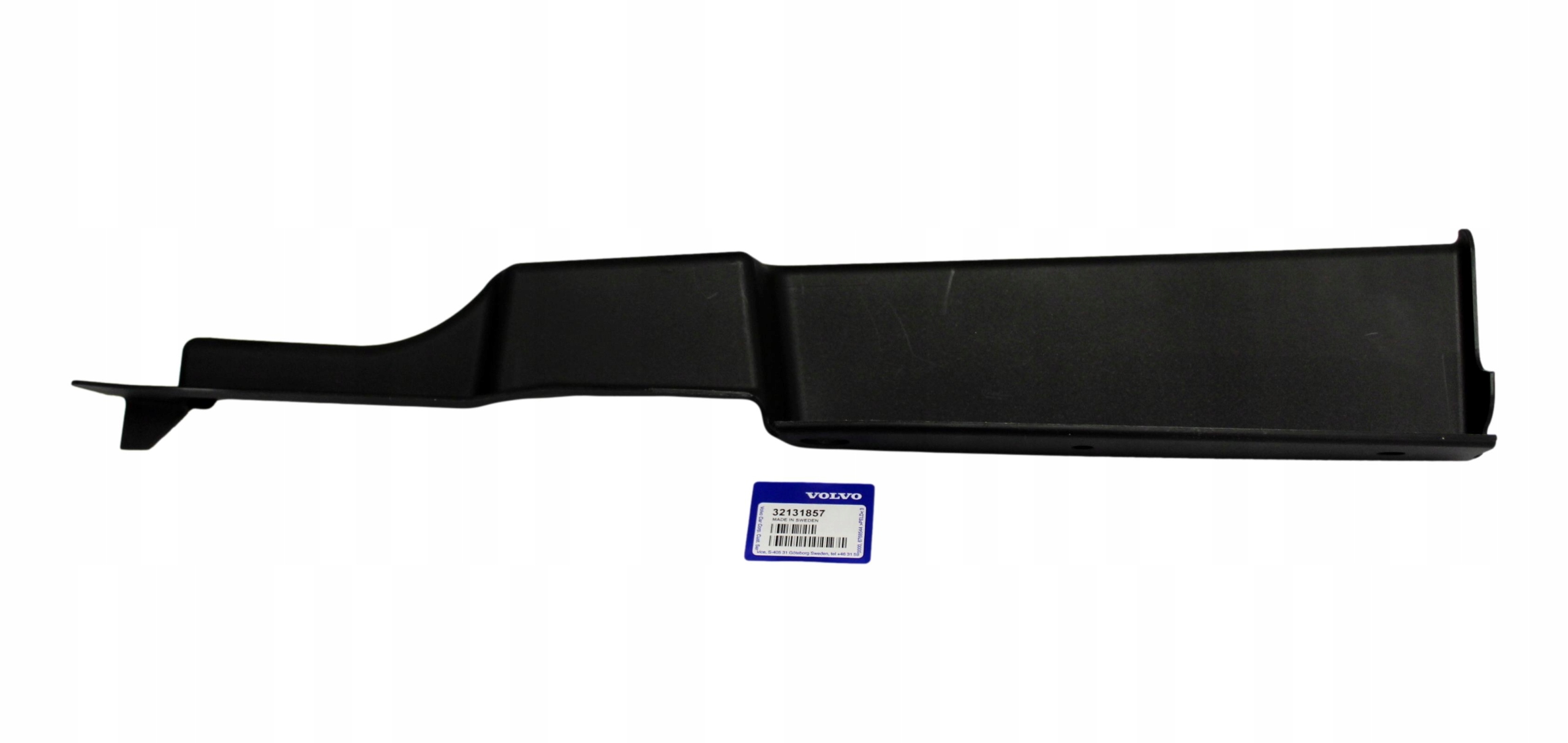 Volvo XC40 kryt lišty předního levého blatníku Oe