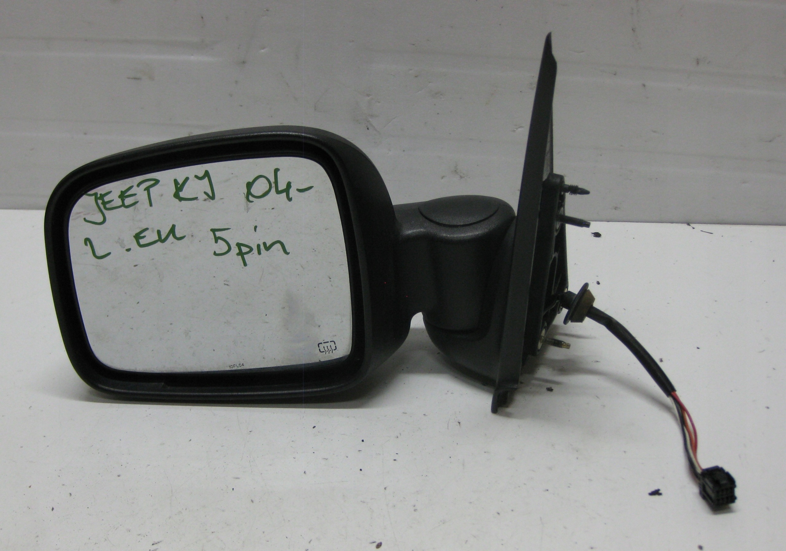 JEEP CHEROKEE LIBERTY KJ 04R mirror electrics left 5 PIN EU