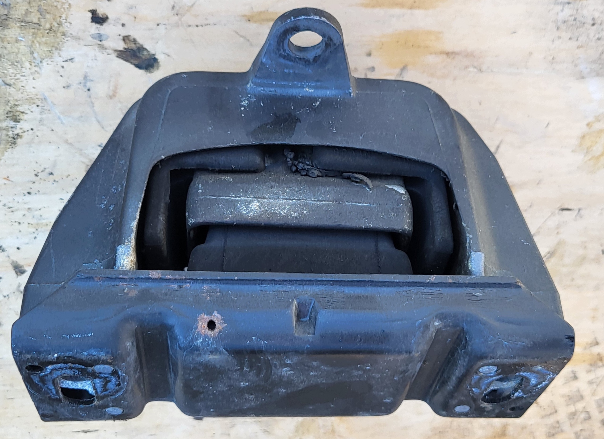 supporto Supporti motore usato AUDI A3 8L VW GOLF IV SEAT e LEON SKODA OCTAVIA e OE