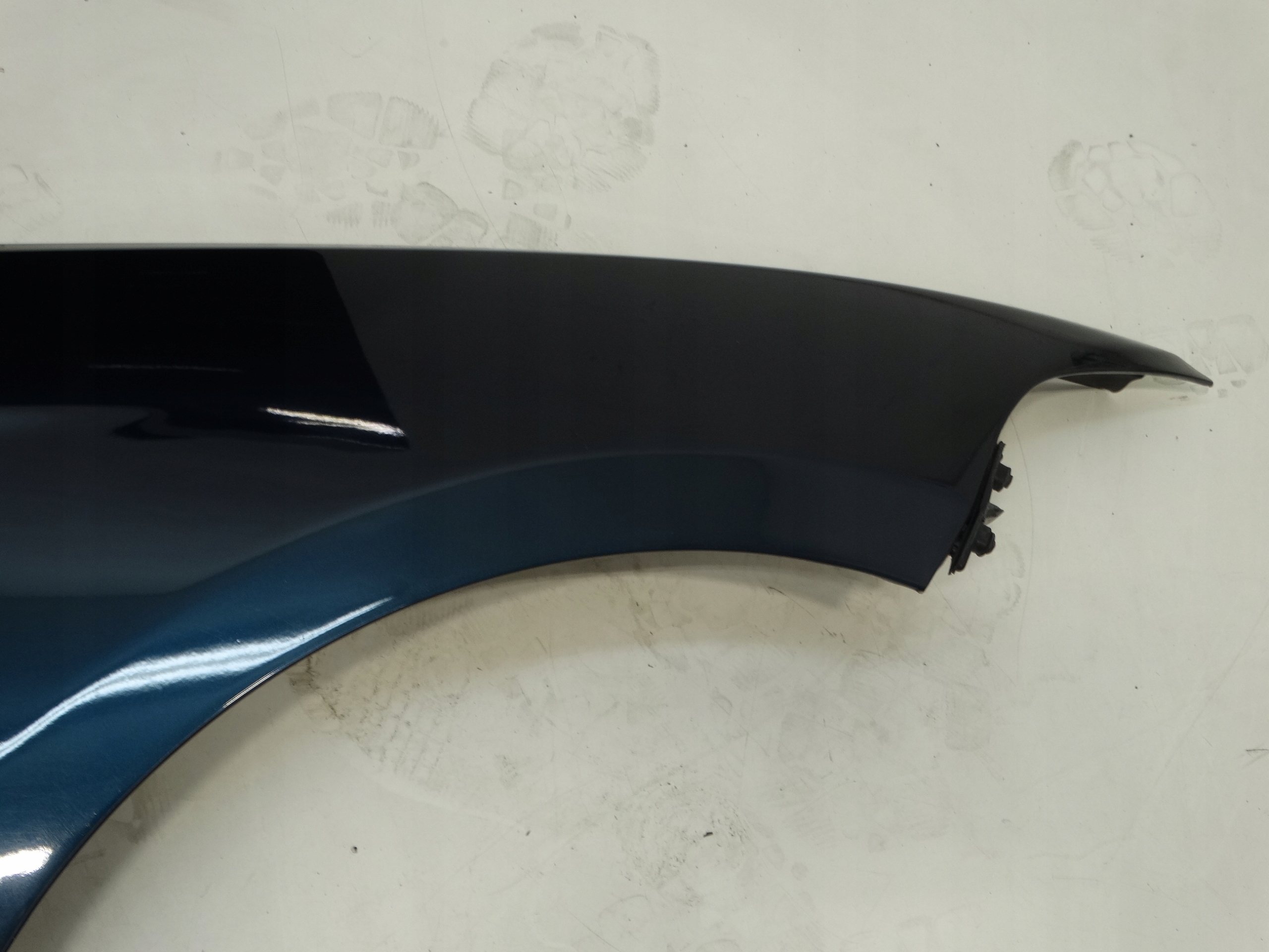fender front right front BMW 1 F20 2.0D 2013R.
