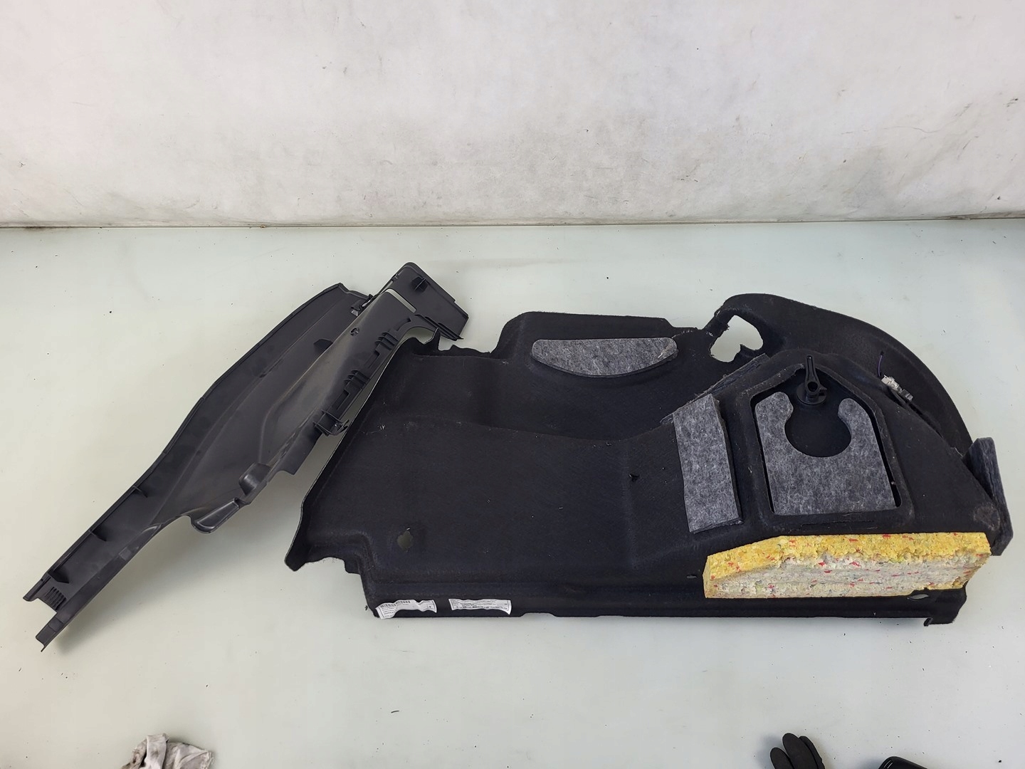 MERCEDES CLA C117 W117 boot upholstery left upholstery left rear part