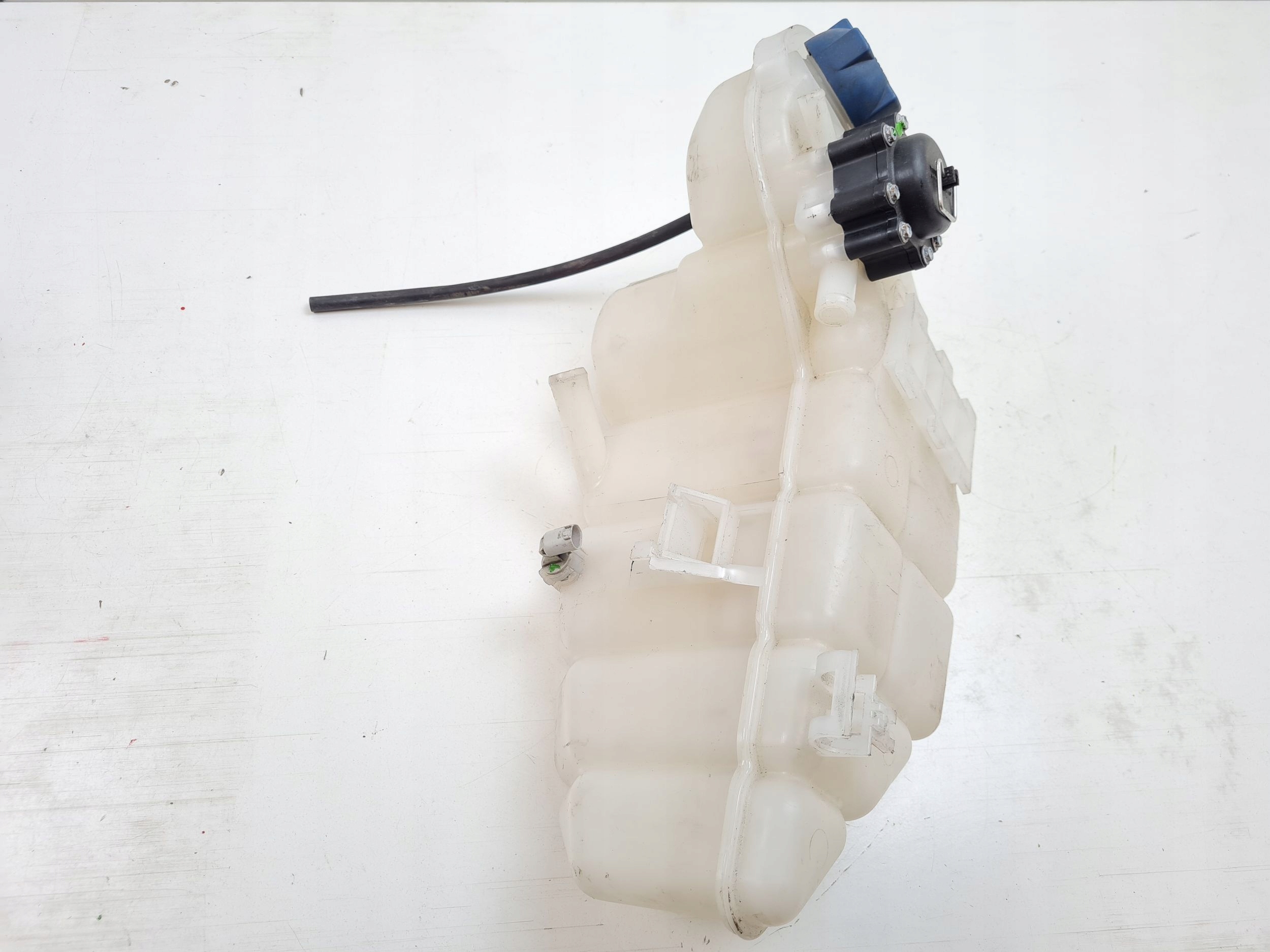 2009 PORSCHE 911 997 бачок расширительный