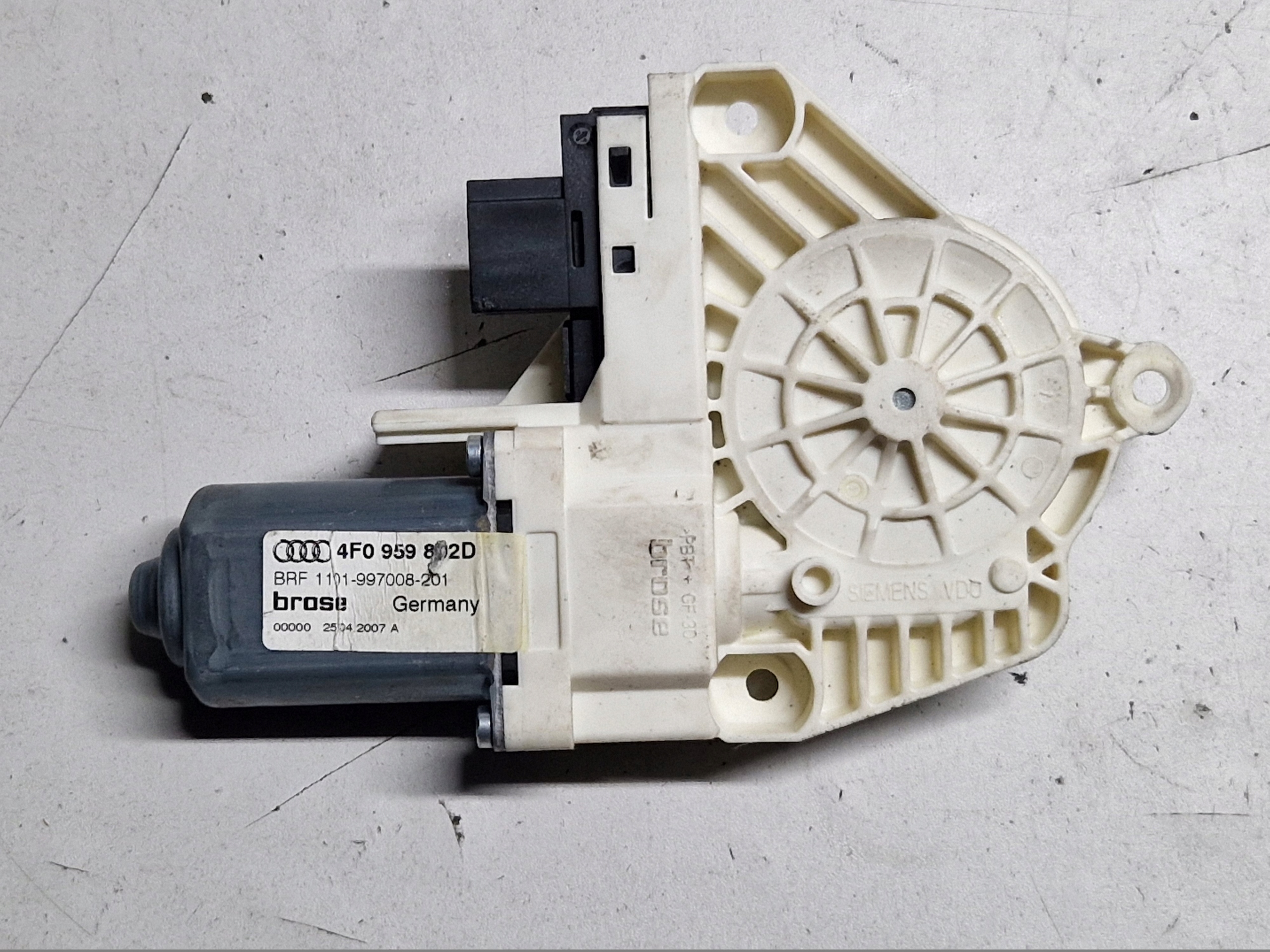 AUDI A6 C6 A6C6 mini motor windows right front 4F0959802D