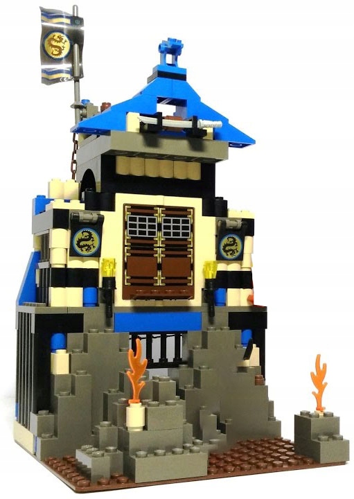 LEGO Castle / Ninja - 3052 - Ninja's Fire Fortress