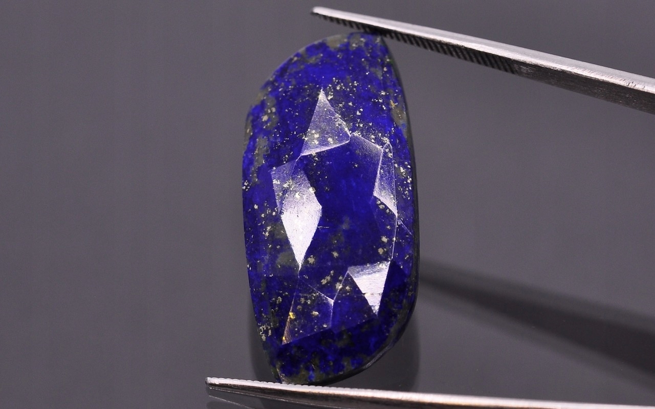 Lapis lazuli rozeta fantazijní 26,5x12 mm
