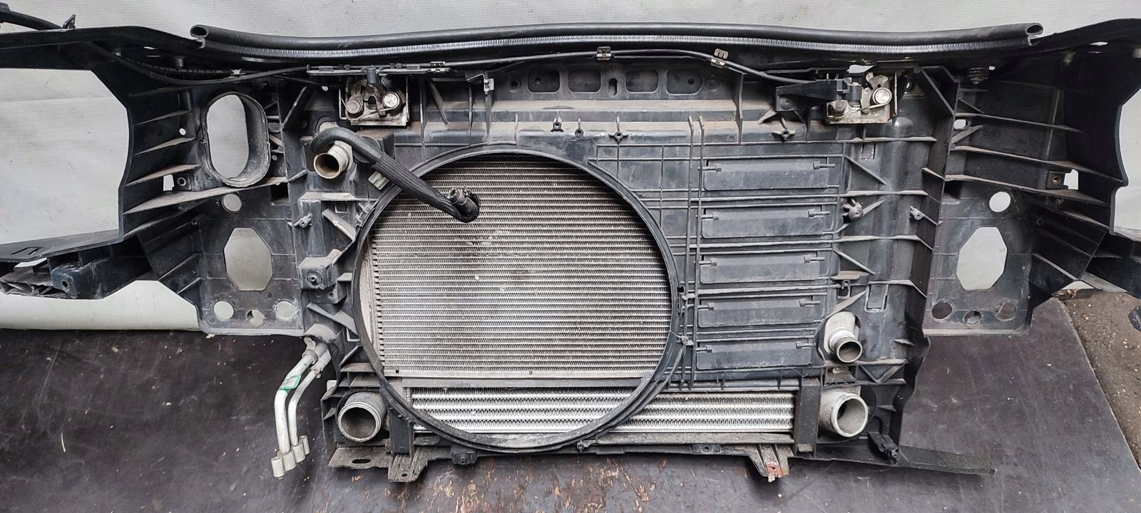 support panel for radiators pillar iron Mini Cooper S R56 1,6 16V Turbo