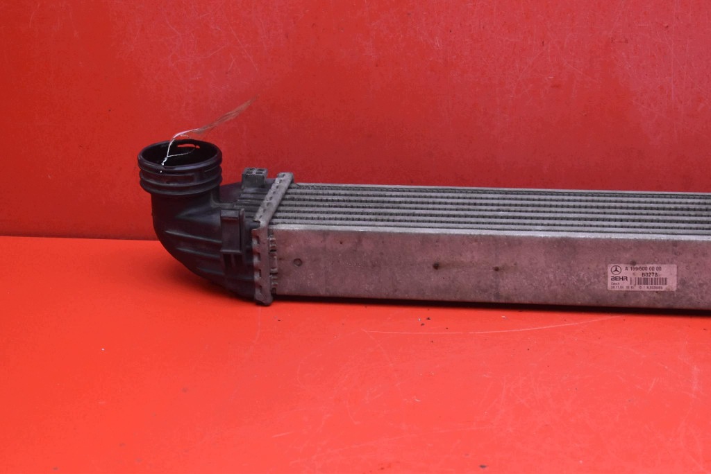 radiator intercooler A1695000000 MERCEDES A-KLASA W169 2.0 CDI 109KM 04-08