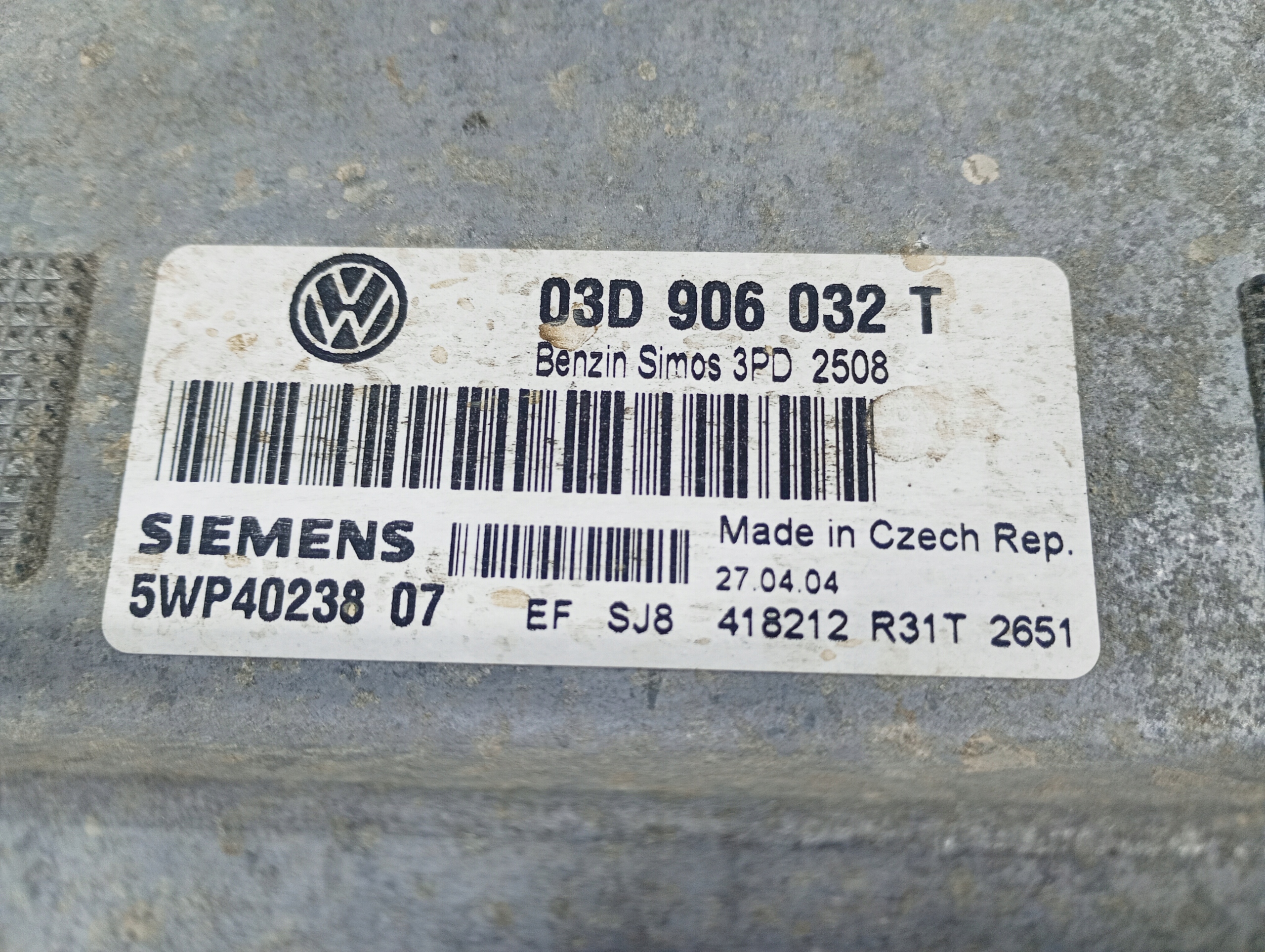 computer control unit of the engine OE 03D96031T VW Polo 4 IV 9N 02-07