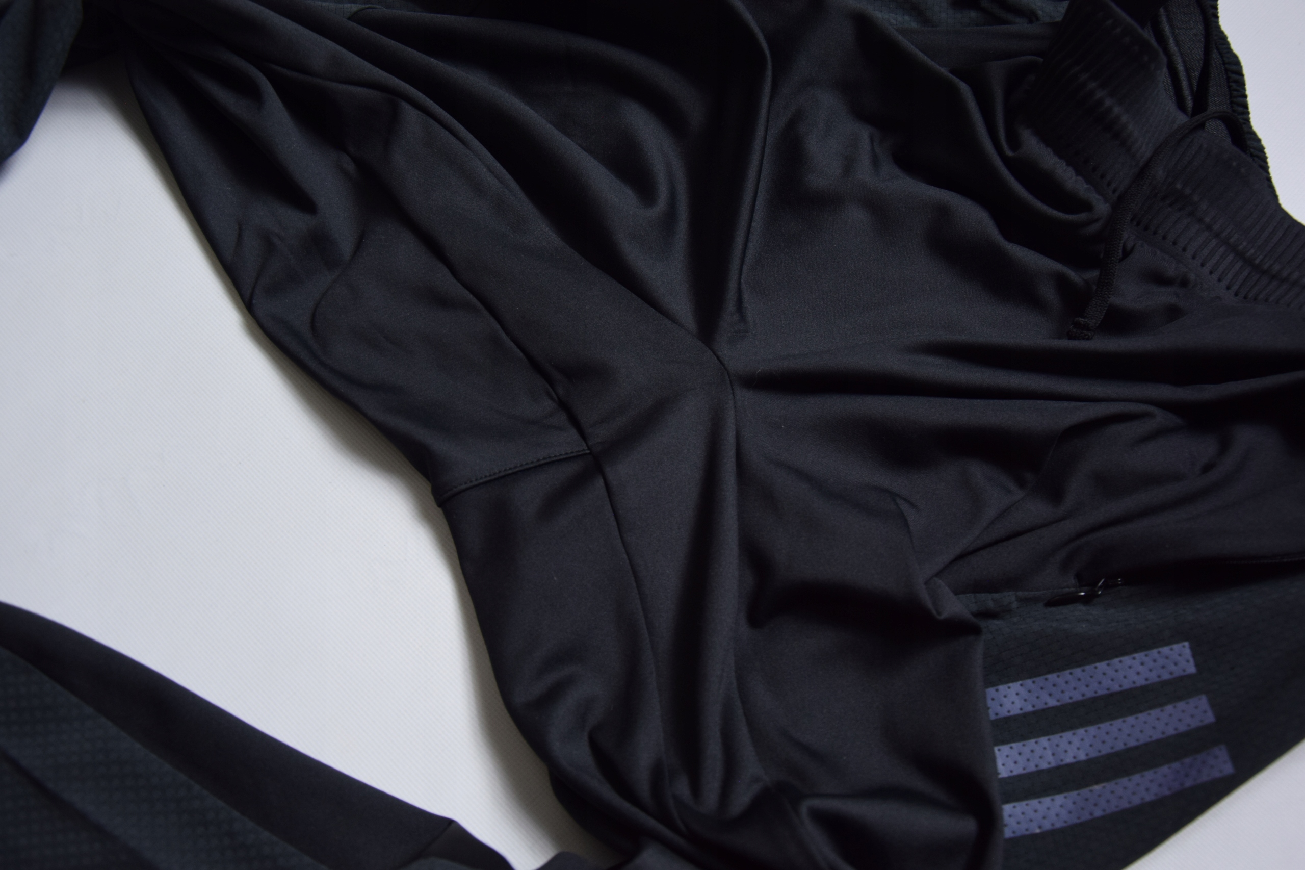 ADIDAS ADIZERO RUNNING H57764 SPODNIE TRENINGOWE BIEGOWE r M Kolor czarny