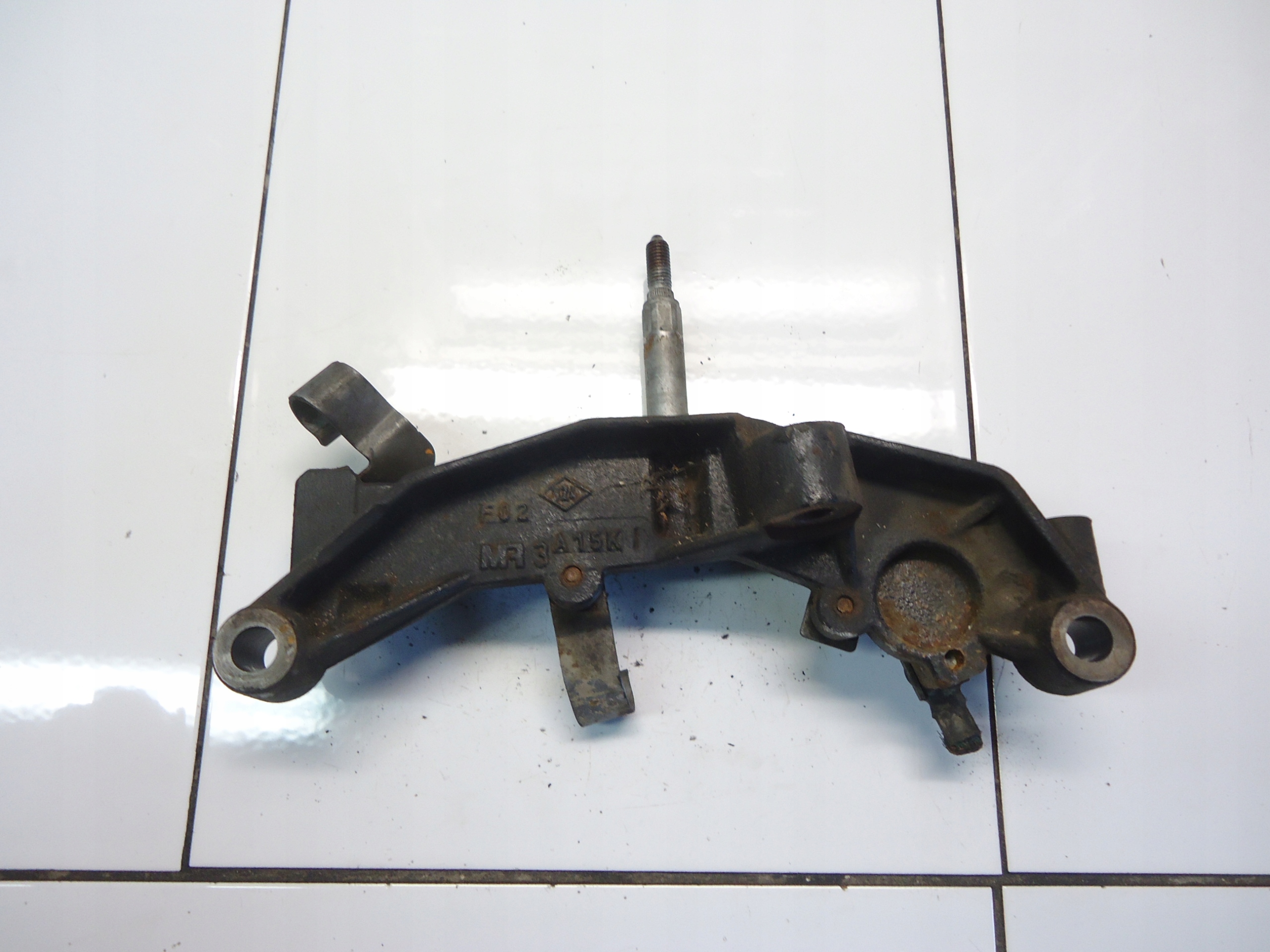 RENAULT TRAFIC II 2.0DCI Getriebehalter 8200404278A