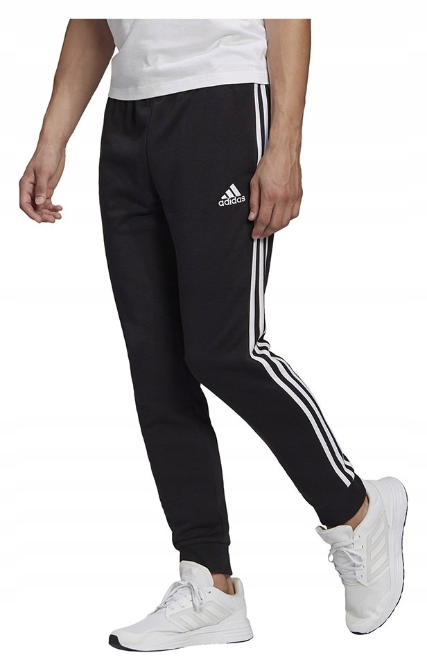 Kalhoty Adidas Essentials Tapered Cuff 3 Stripes černé GK8831 vel. S
