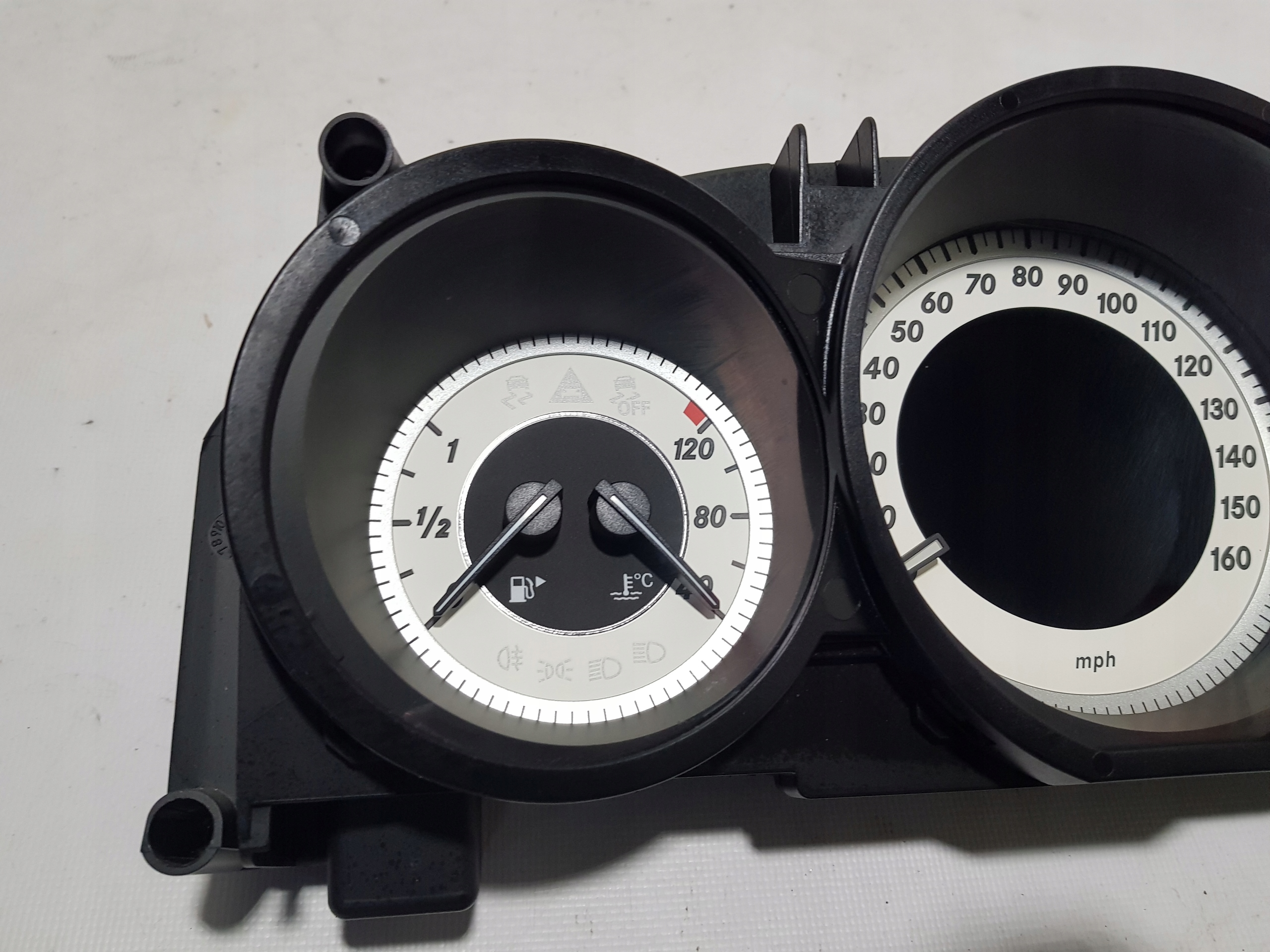 dials MERCEDES CLS W218 UK CDI 2189007004