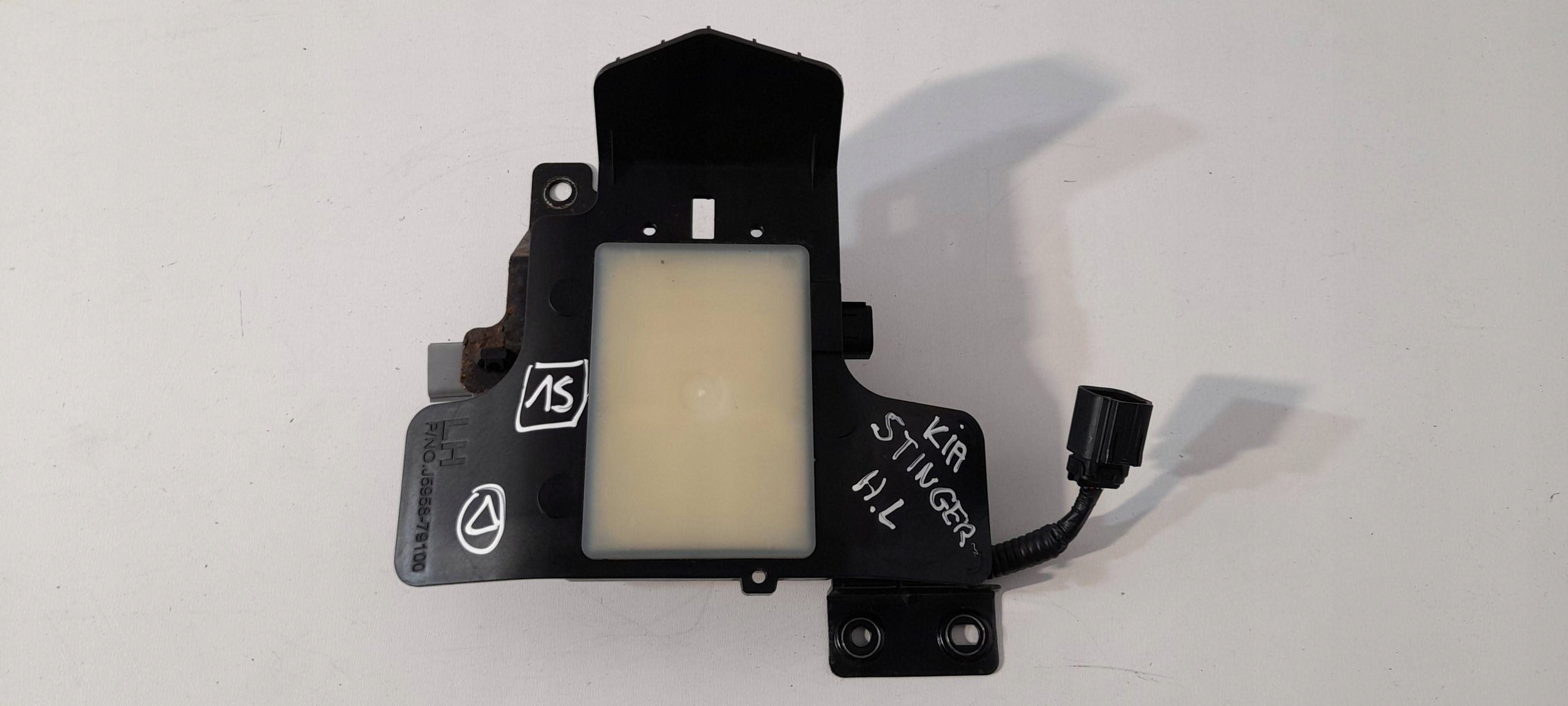Kia Stinger module martwego pola left J595850001 (15)