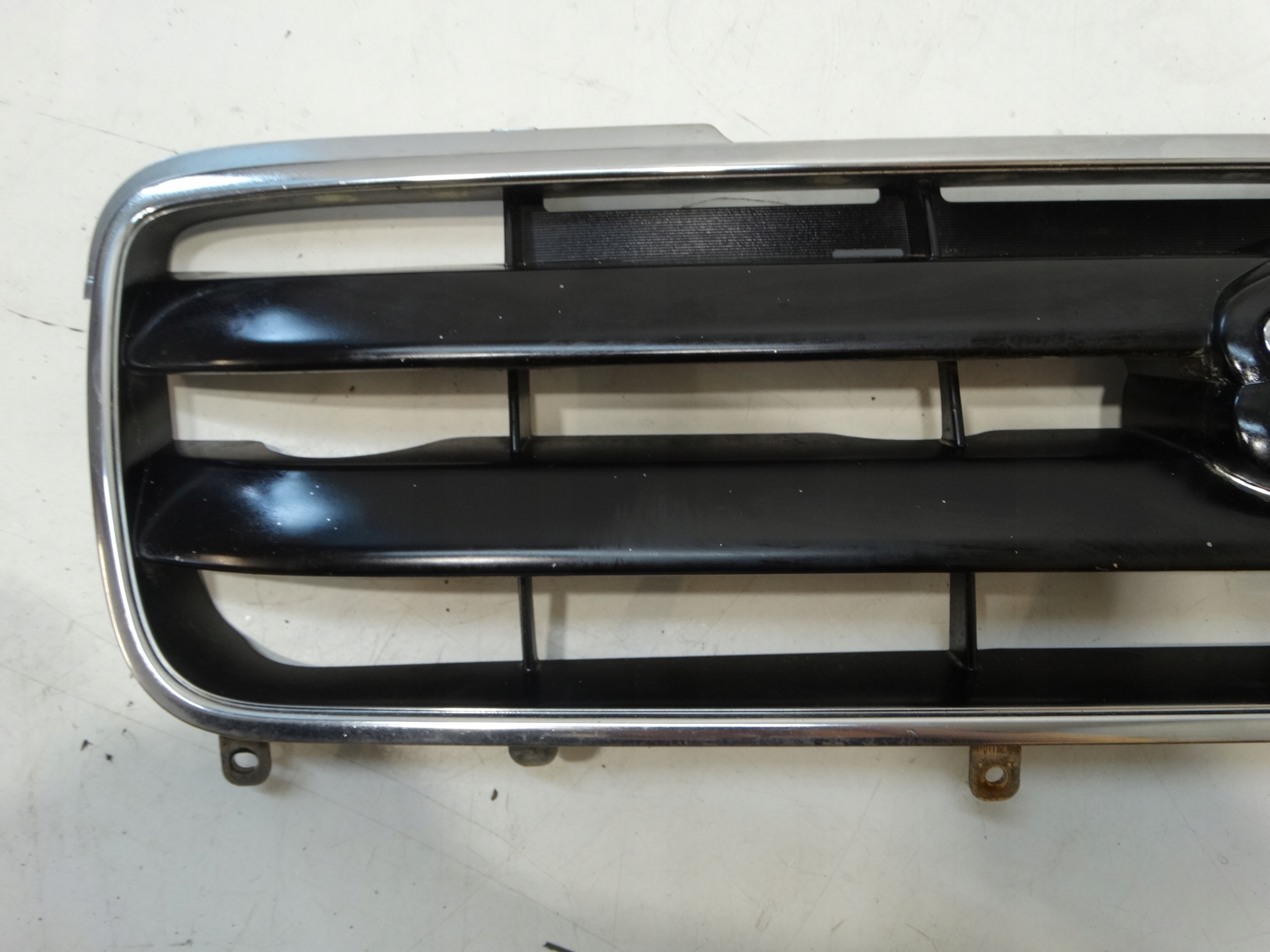 Grill Grill SUZUKI WAGON R+ 71741-84E20 2002r.