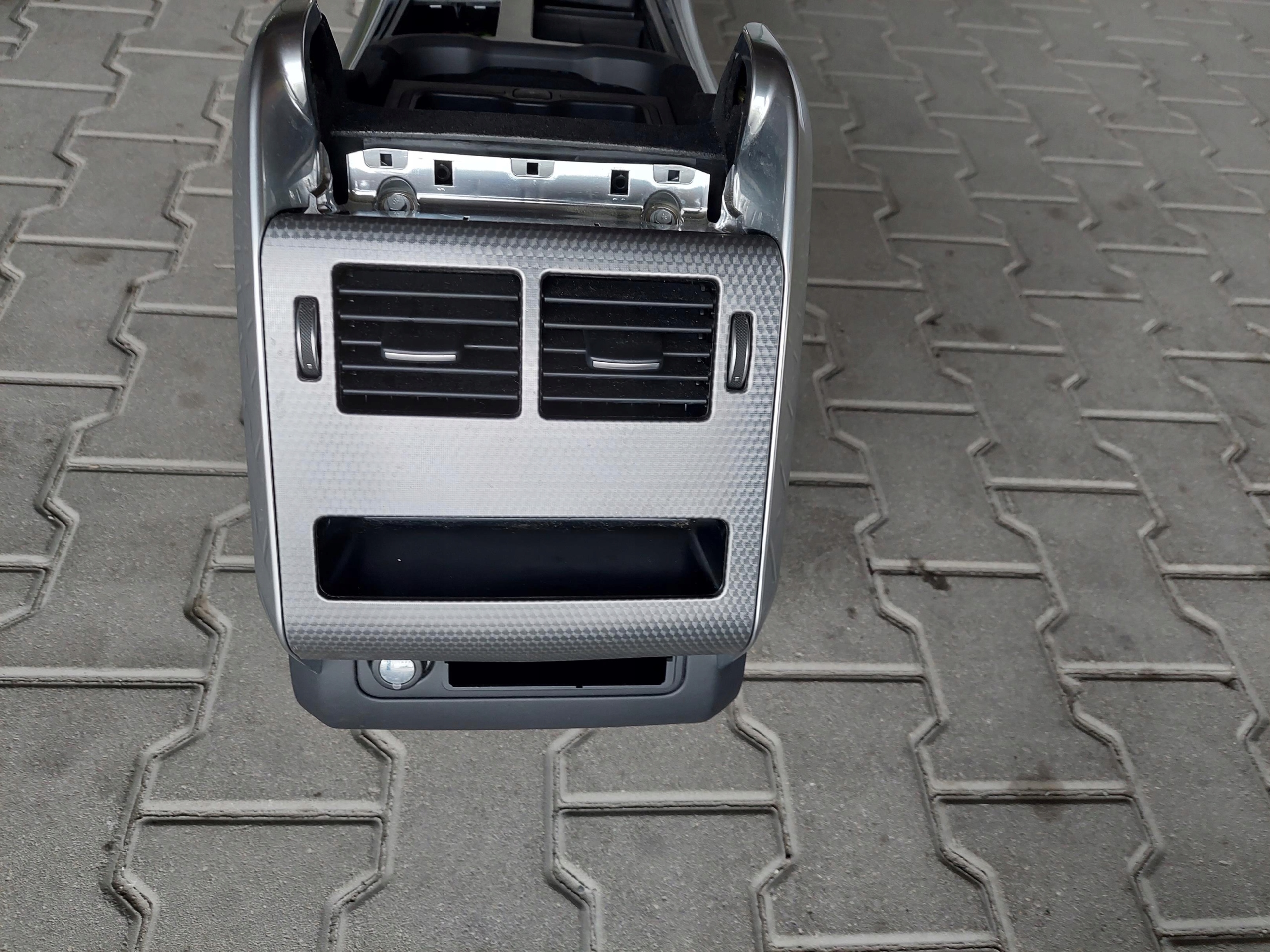 TUNEL mitte LODOWKA RANGE ROVER SPORT II L494 LIFT