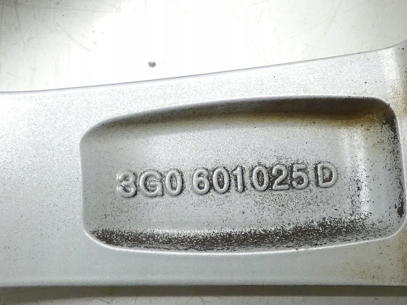 disk kolo disk R17 VW PASSAT B8 5X112 7.0J ET 40 3G0601025D