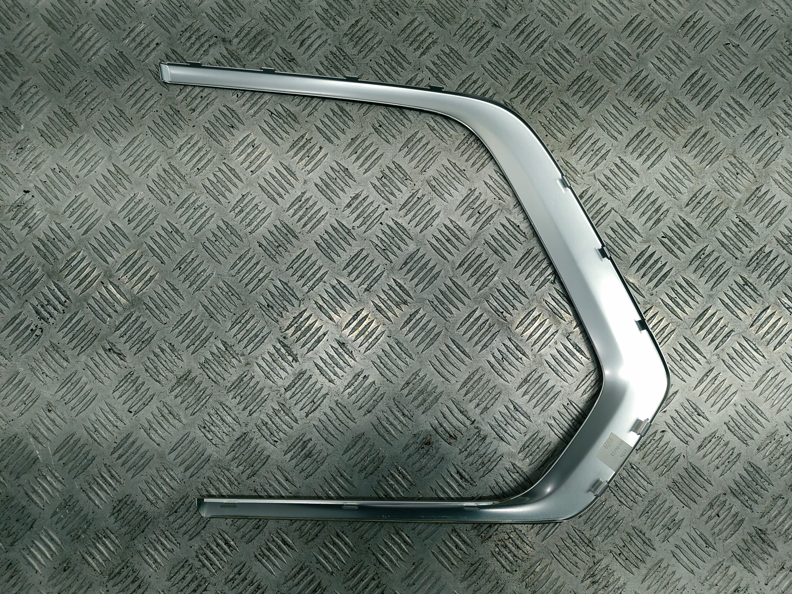 BMW X7 G07 moulding windows BOCZNEJ right 7444124