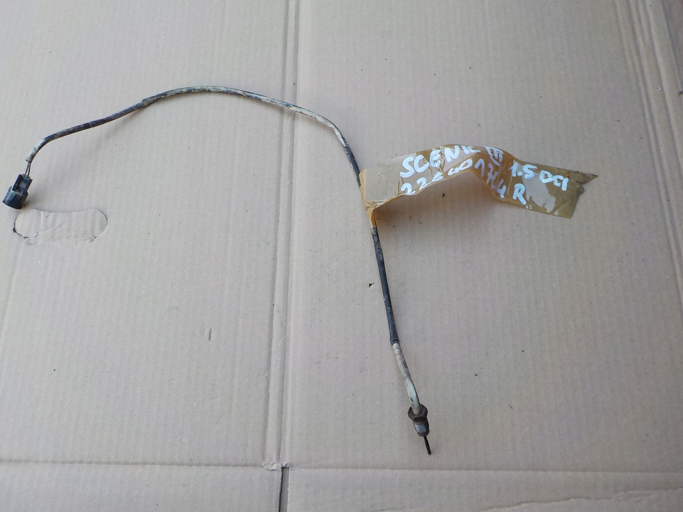 Sensor temperatury Gase renault scenic III 1,5 dci 226401704R