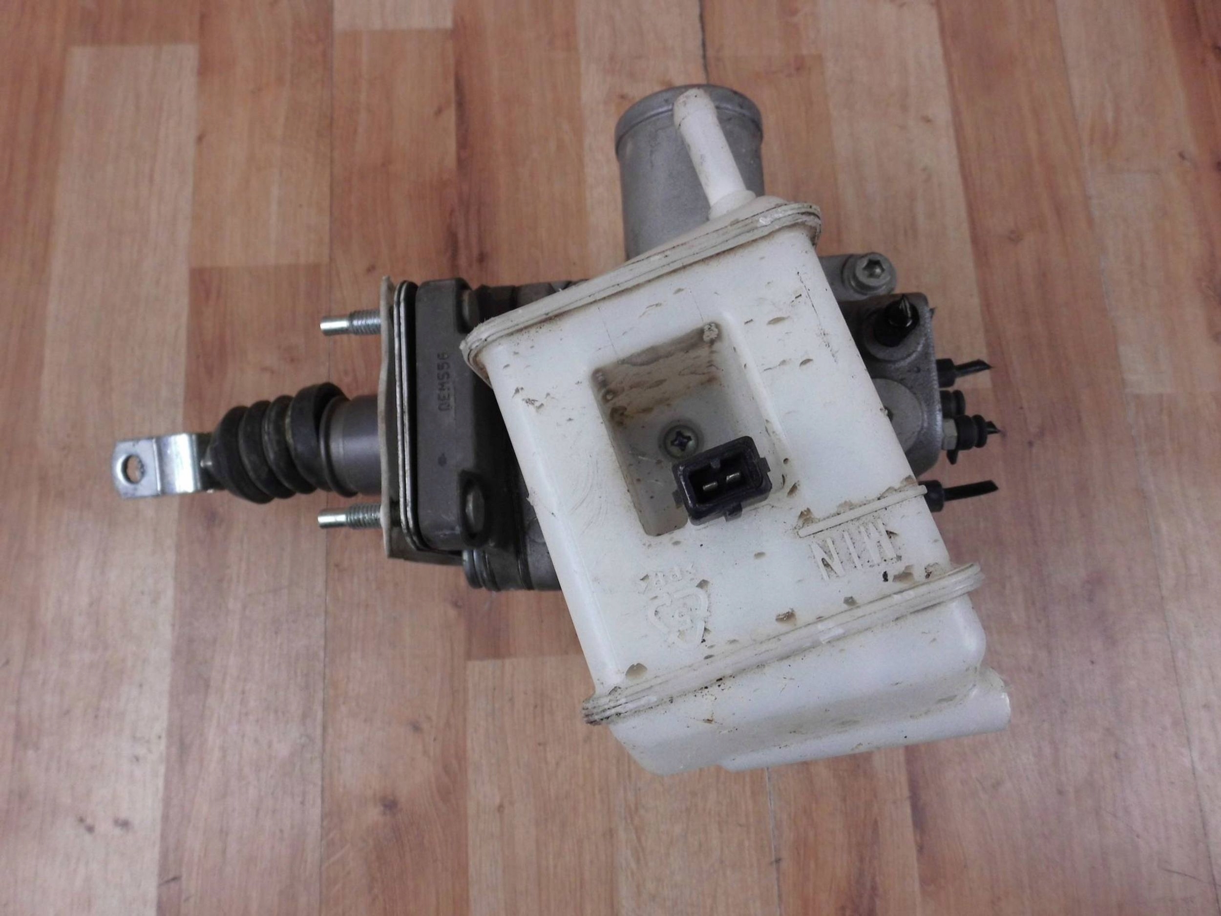KIA Niro brake booster