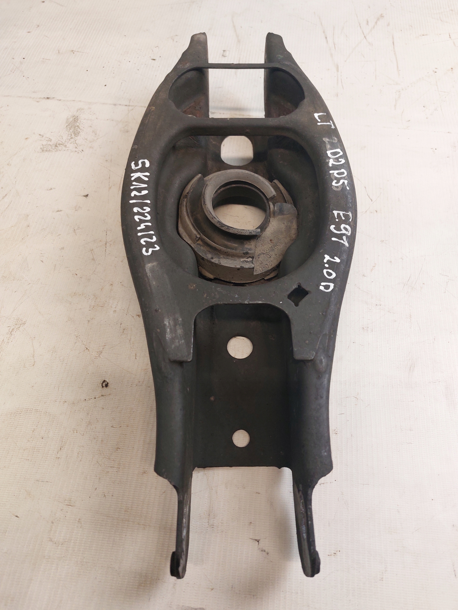 Petit bras Gauche Arrière BMW E91 2.0D