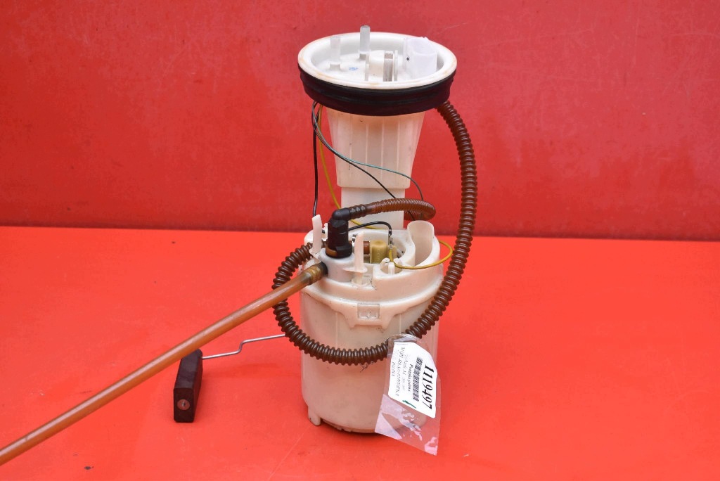 pumpa pumpa goriva 8E0919051B AUDI A4 B6 2.0 20V 130 KM 00-05