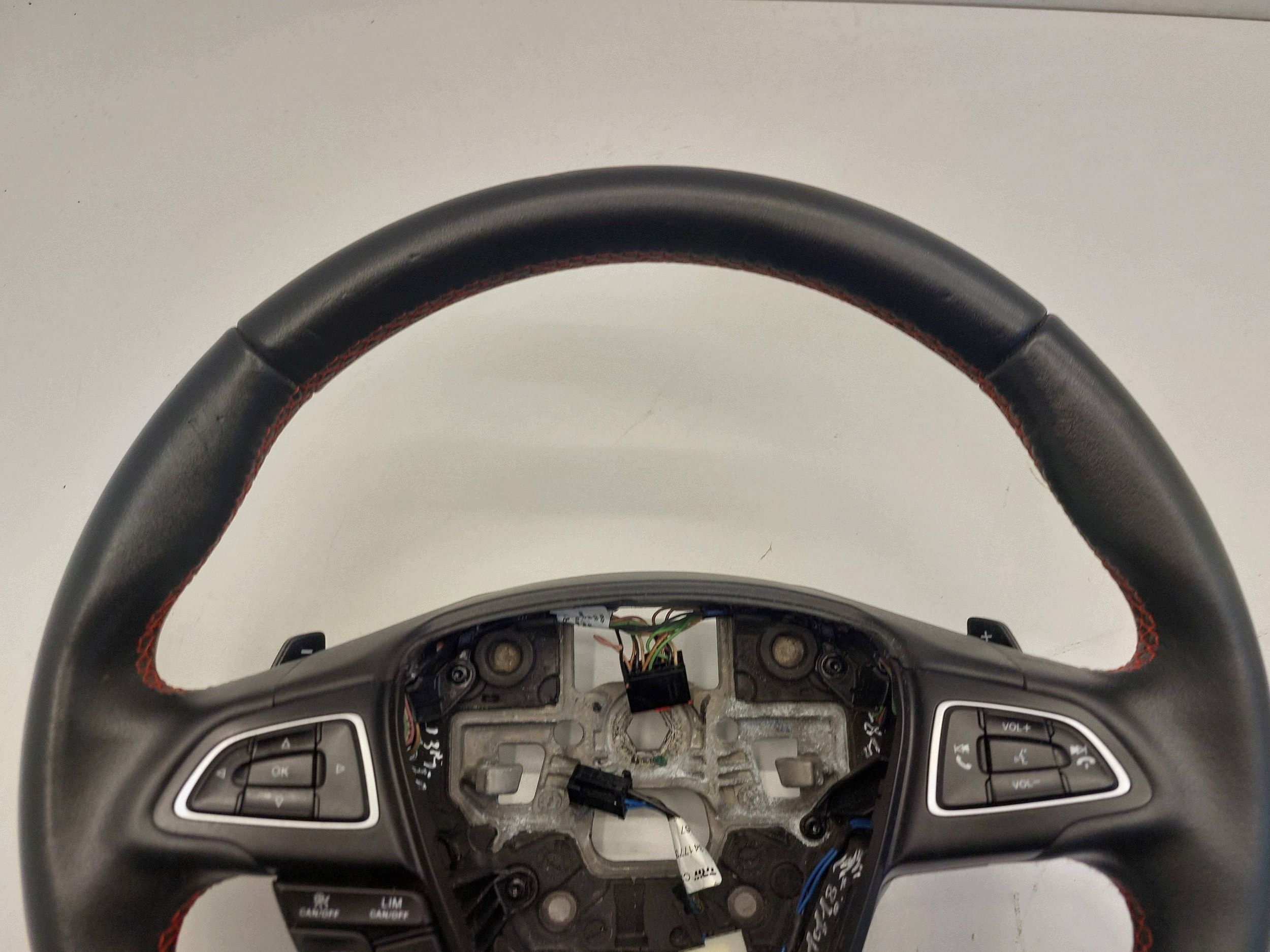 FORD KUGA MK2 II steering wheel, MULTIFUNKCJA leather TEMPOMAT with shifting GV413600RC