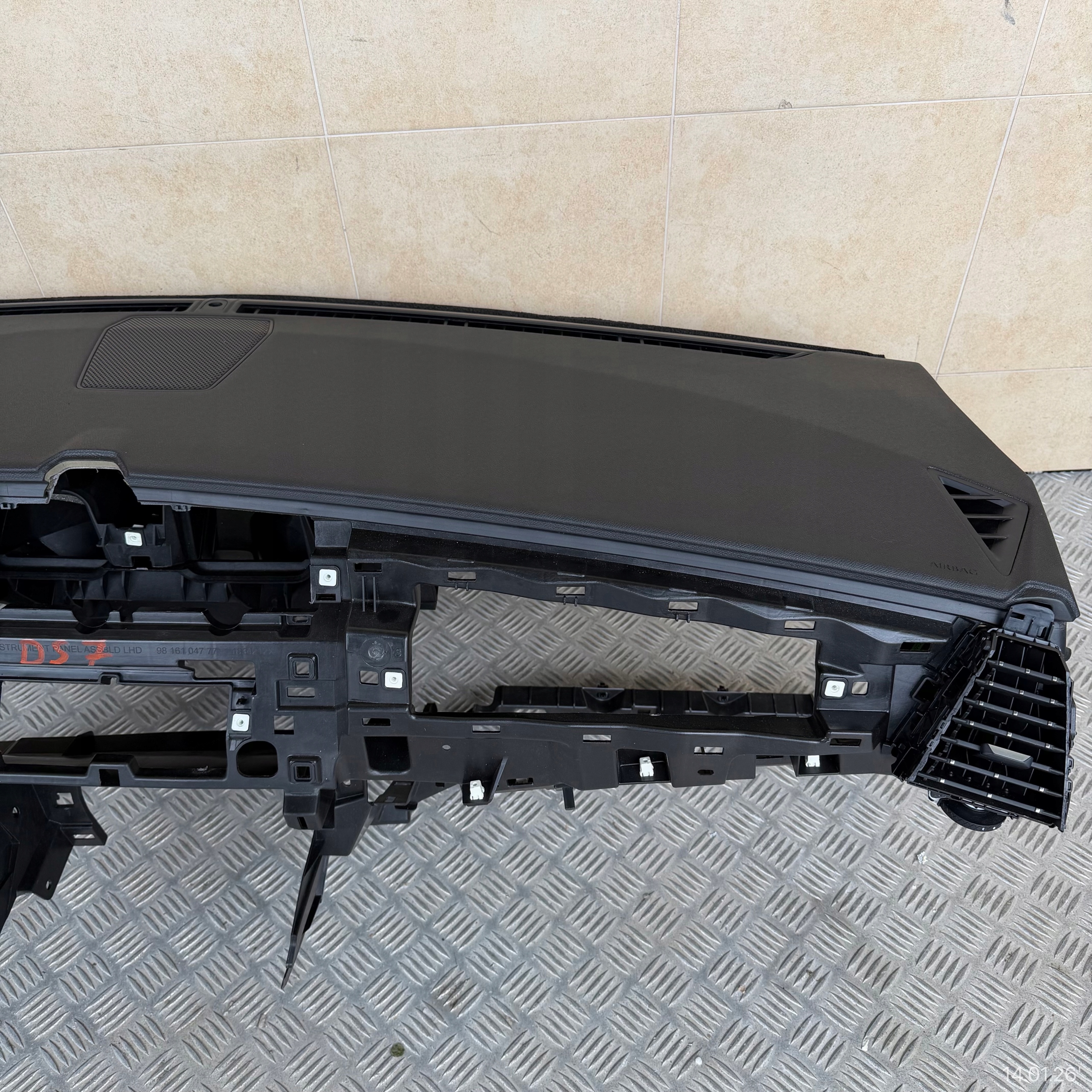 dashboard complete airbag console tension belts cockpit CITROEN DS7 LIFT CROSSBACK 2022