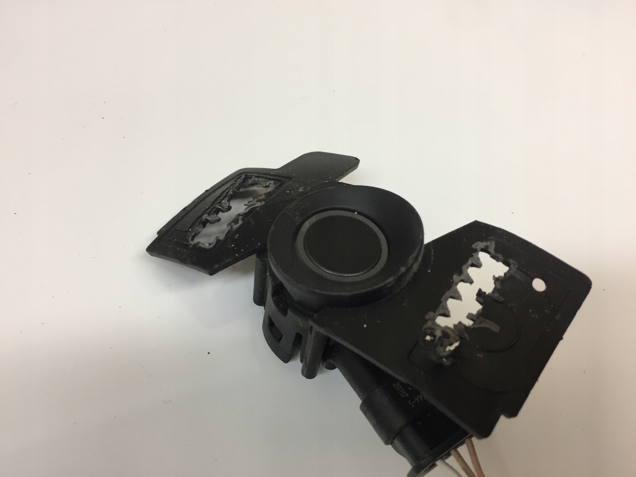 9820468480 9813348377 - PEUGEOT RIFTER УСТАНОВКА ПАРКТРОНИКИ PDC СЗАДИ