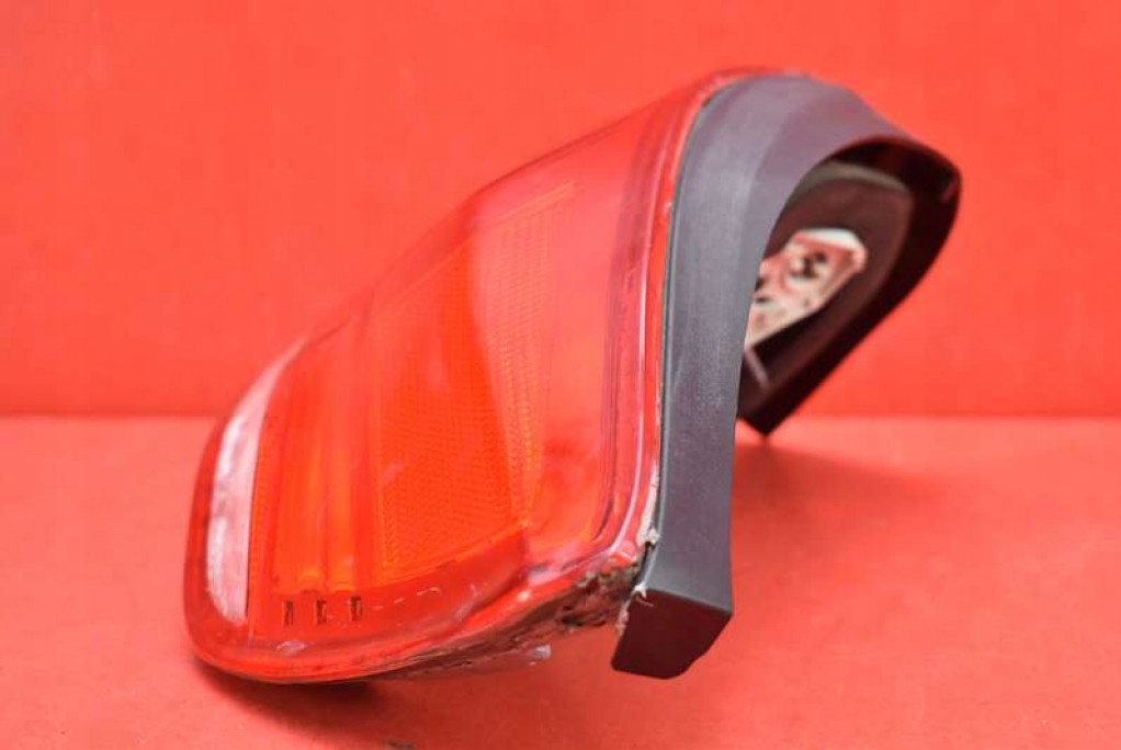 light right rear part rear 7162302 BMW E93 E92 04-10
