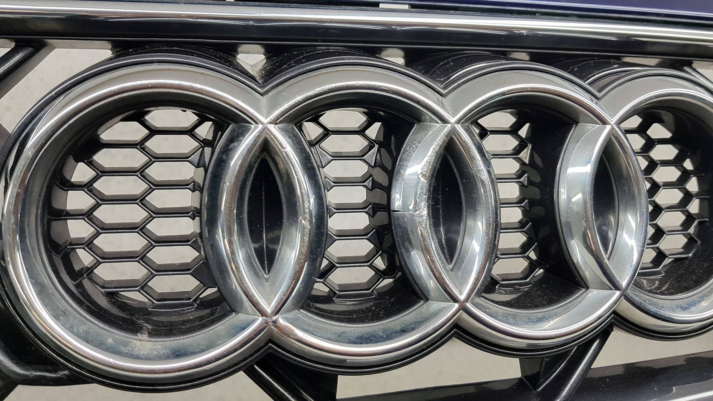 AUDI A4 B9 8W0 S-LINE LIFT 2020 - bumper front 8W0807437AQ
