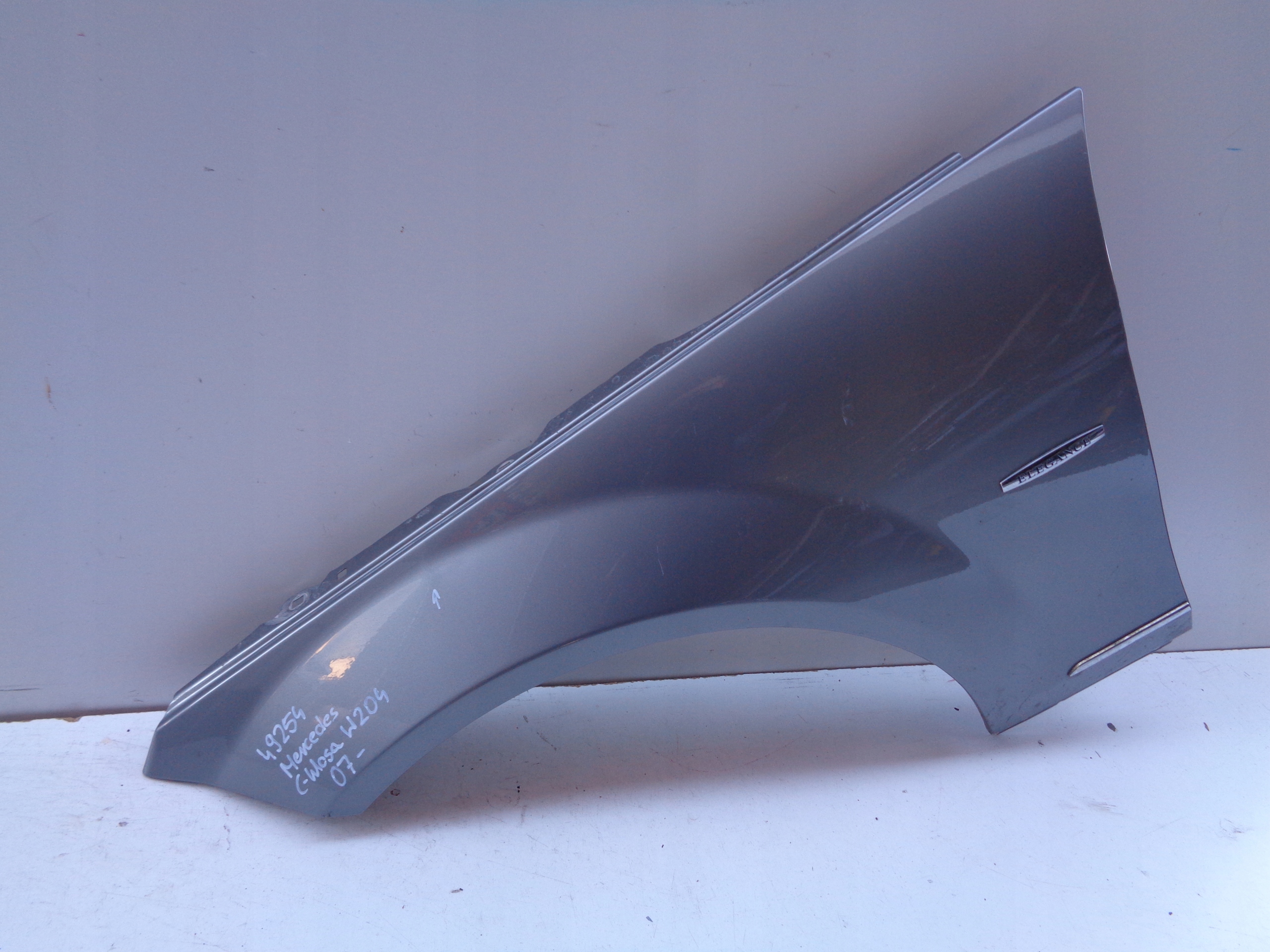 fender left front MERCEDES C-KLASA W204 07- NR 49254