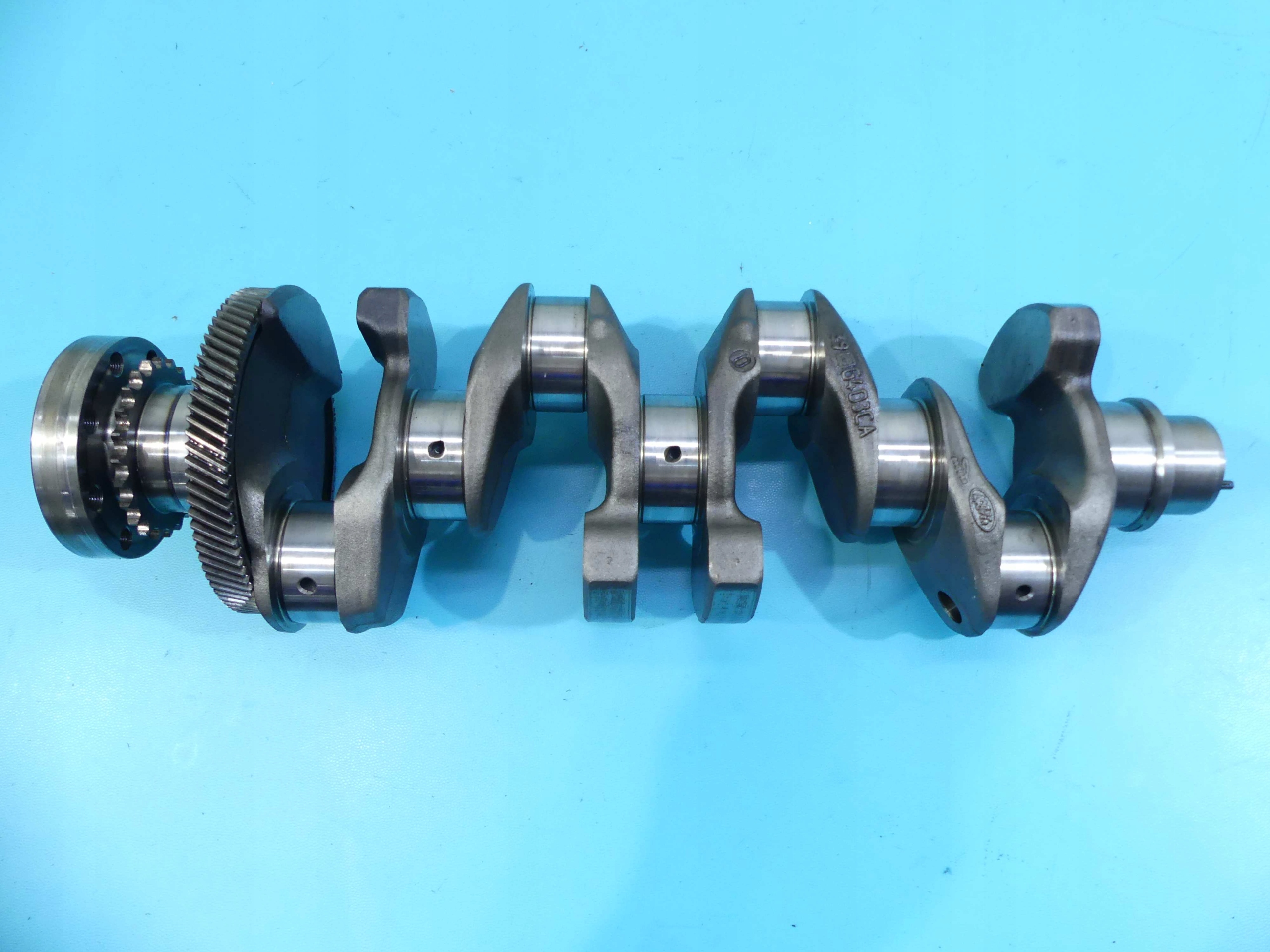 WAŁ KORBOWY DISCOVERY SPORT L550 2.0D 204DTD 180KM