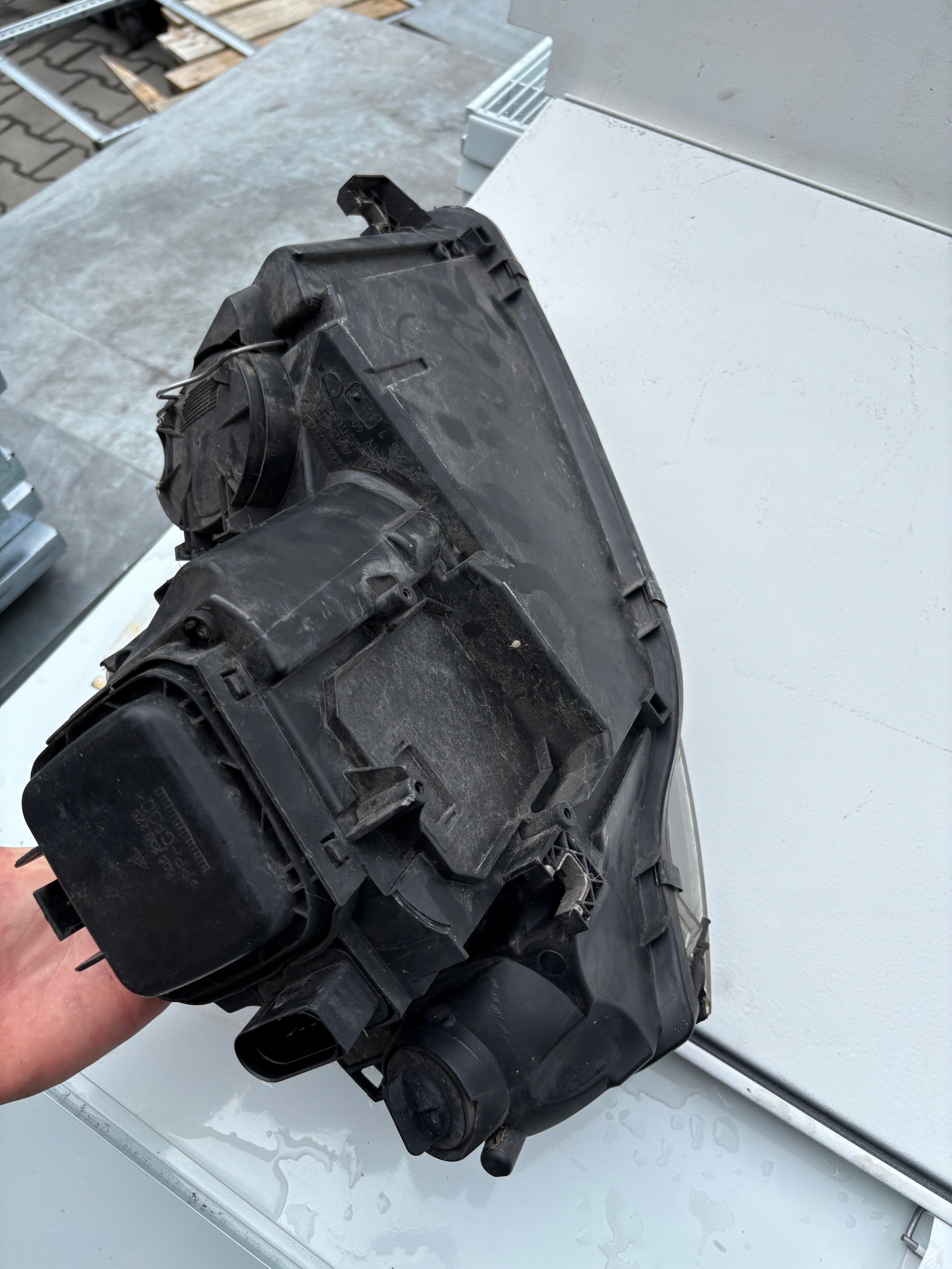 AUDI A3 8P light left front front left 8P0941003A 0301206201 REFLEKTOR