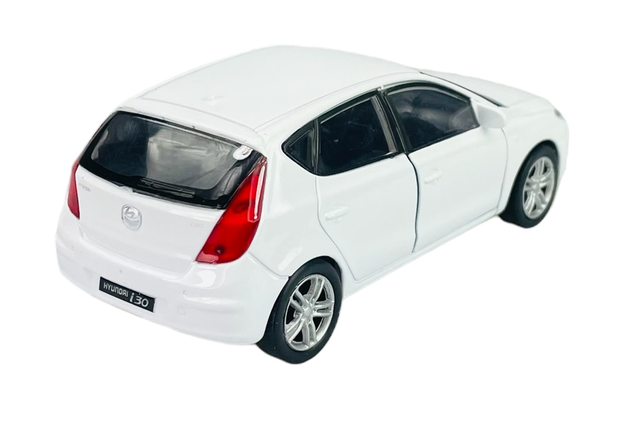 WELLY HYUNDAI i30 BIAŁY 1:34 NOWY METALOWY MODEL Model HYUNDAI i30