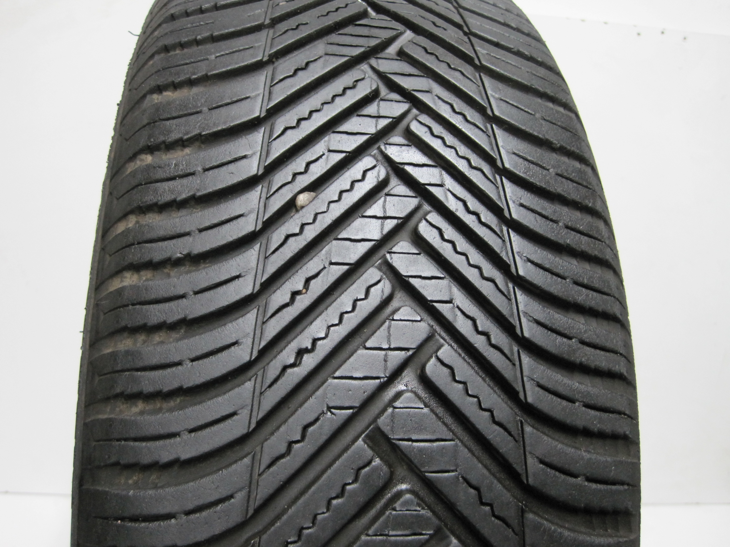 wheels discs tyres VW T-CROSS 2GM R16 M+S