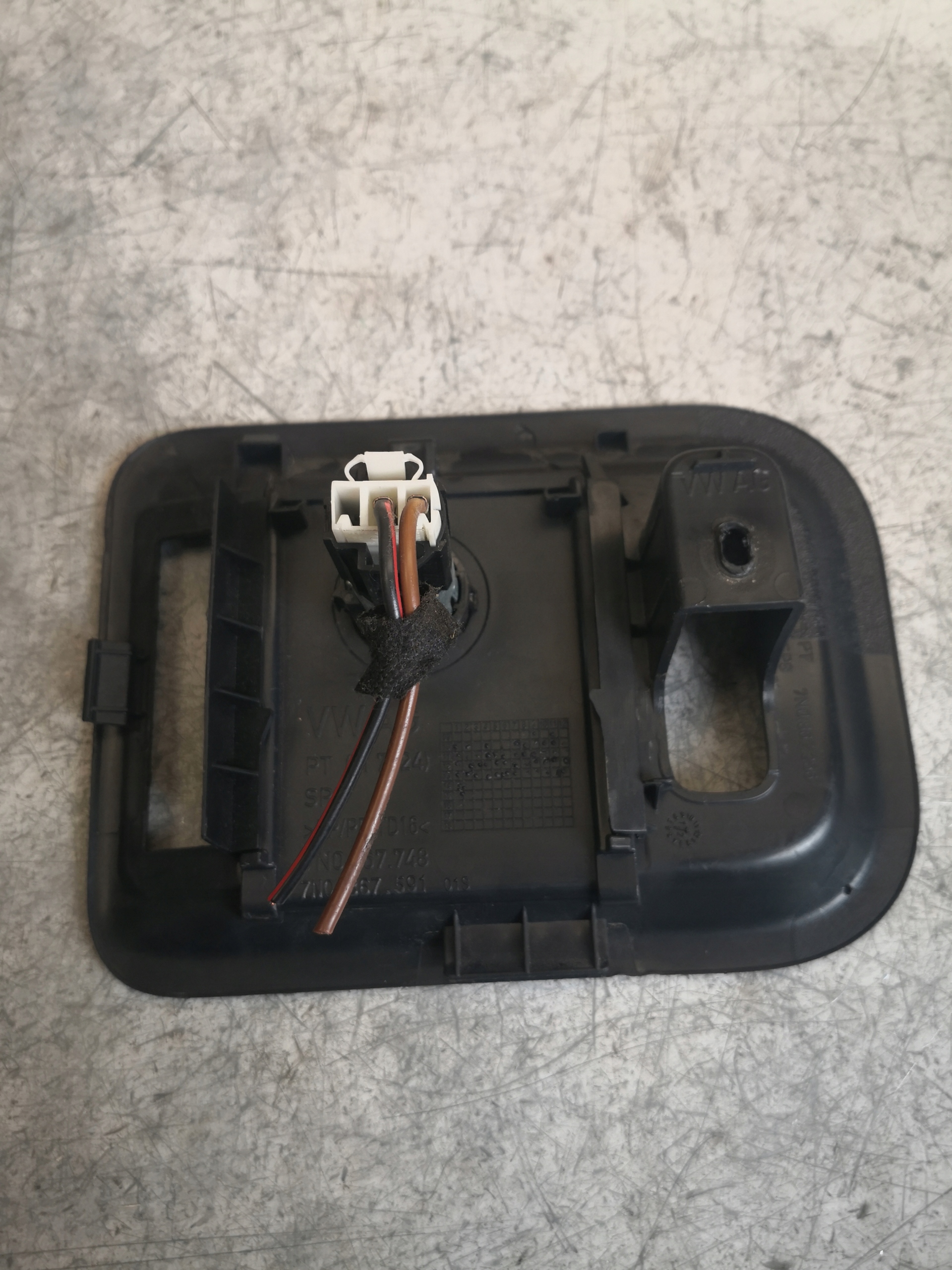 PANEL adapter boot VW SHARAN 7N0867748