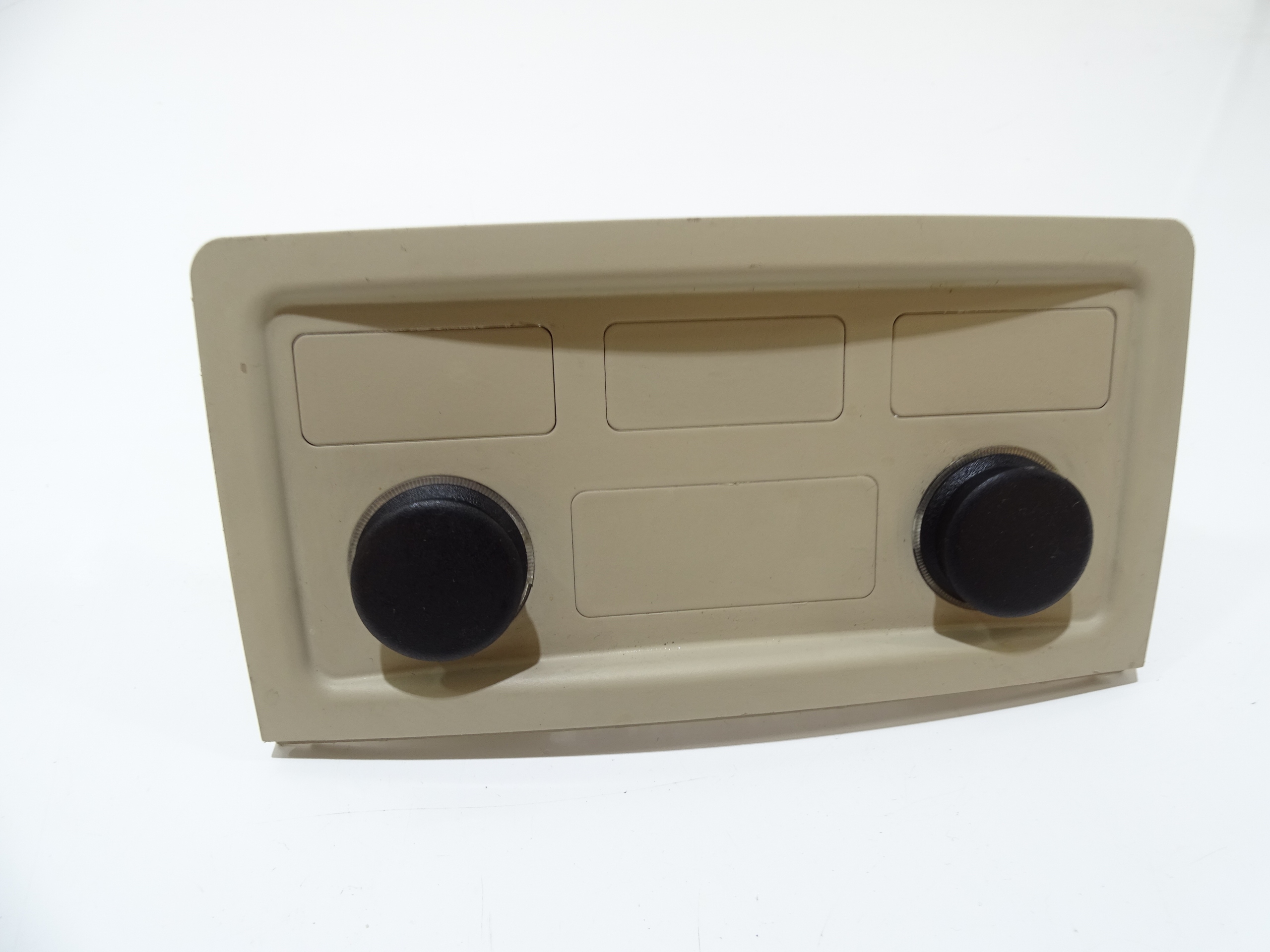 PANEL GNIAZDA ZAPALNICZKI BMW E60 E61 7034100 (4817305)