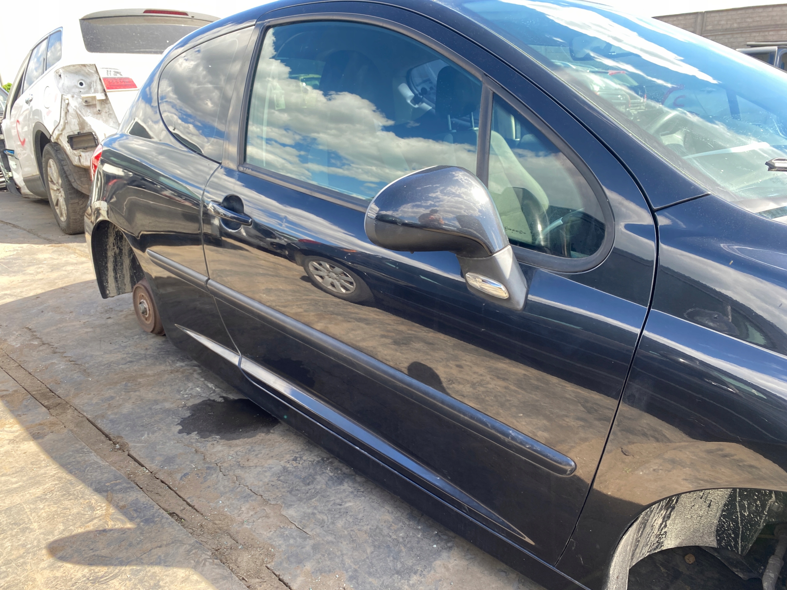 door right front front Peugeot 207 06-15 code lakieru EXLD