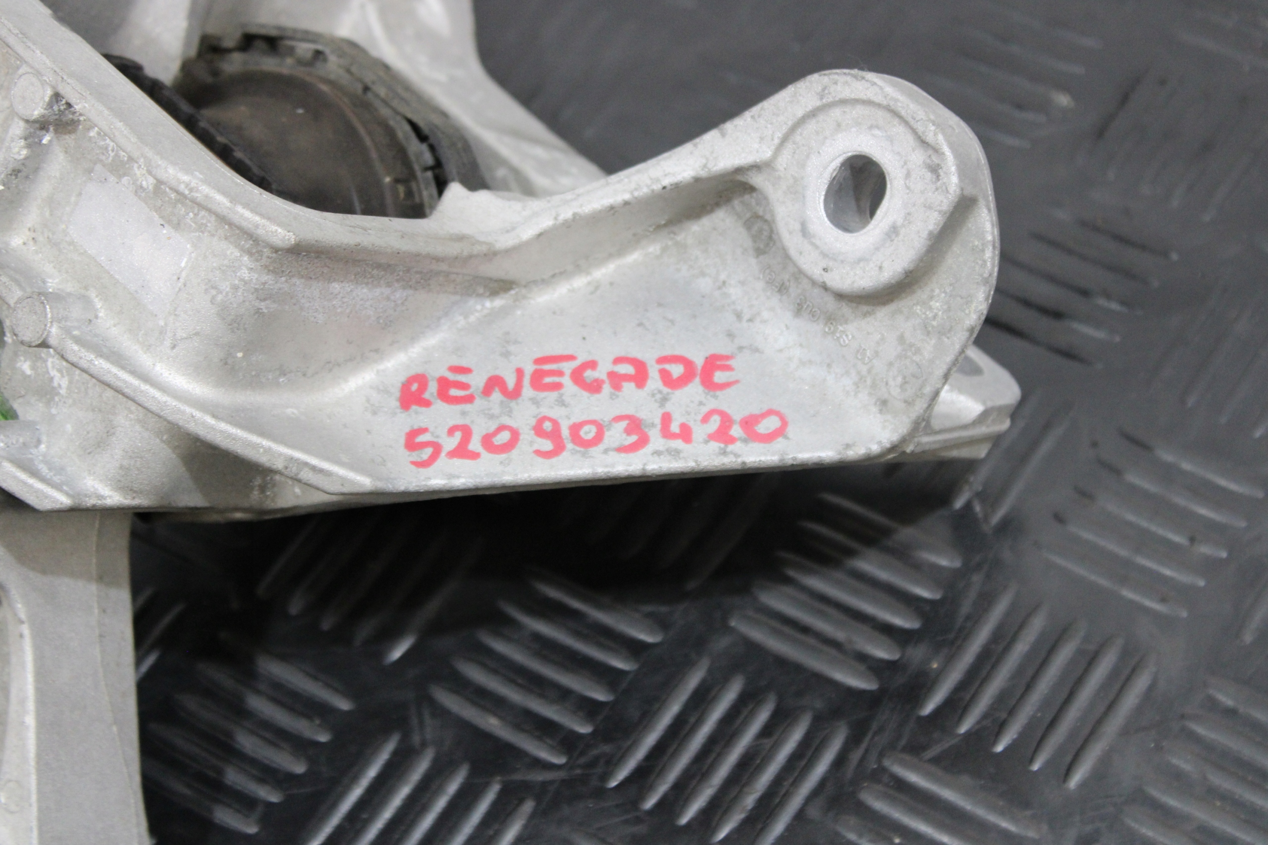 holder engine mount 00520903420 JEEP RENEGADE LIFT FL